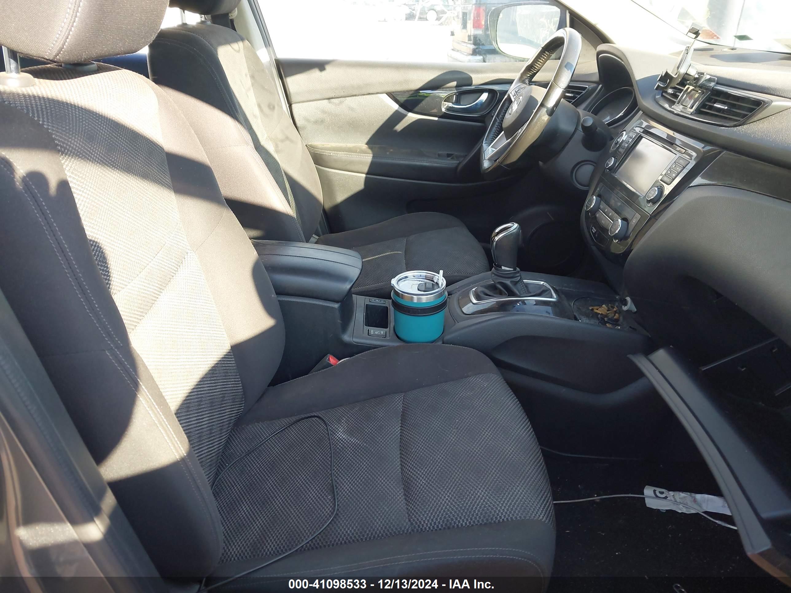 NISSAN ROGUE image 5