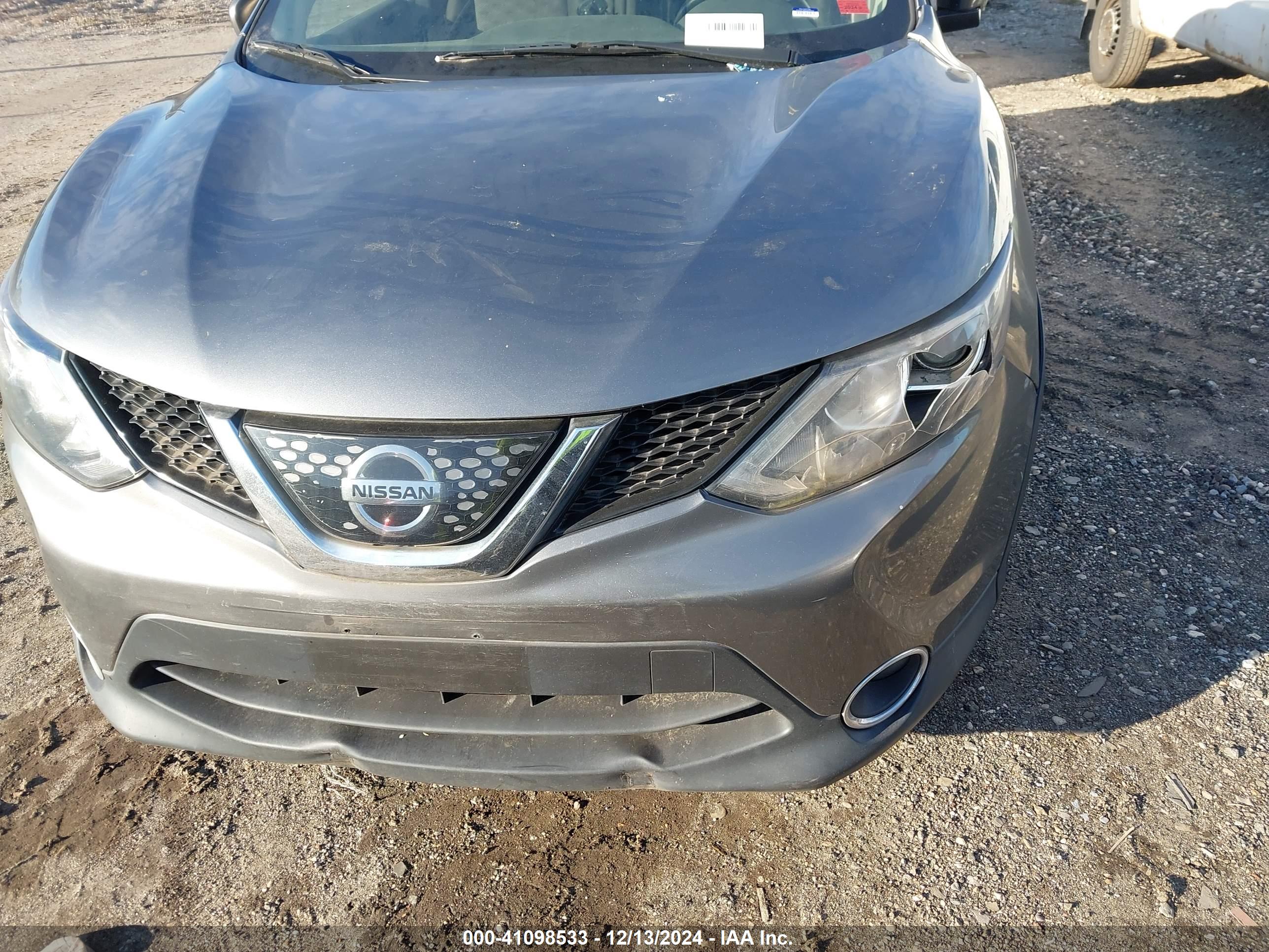 NISSAN ROGUE image 6
