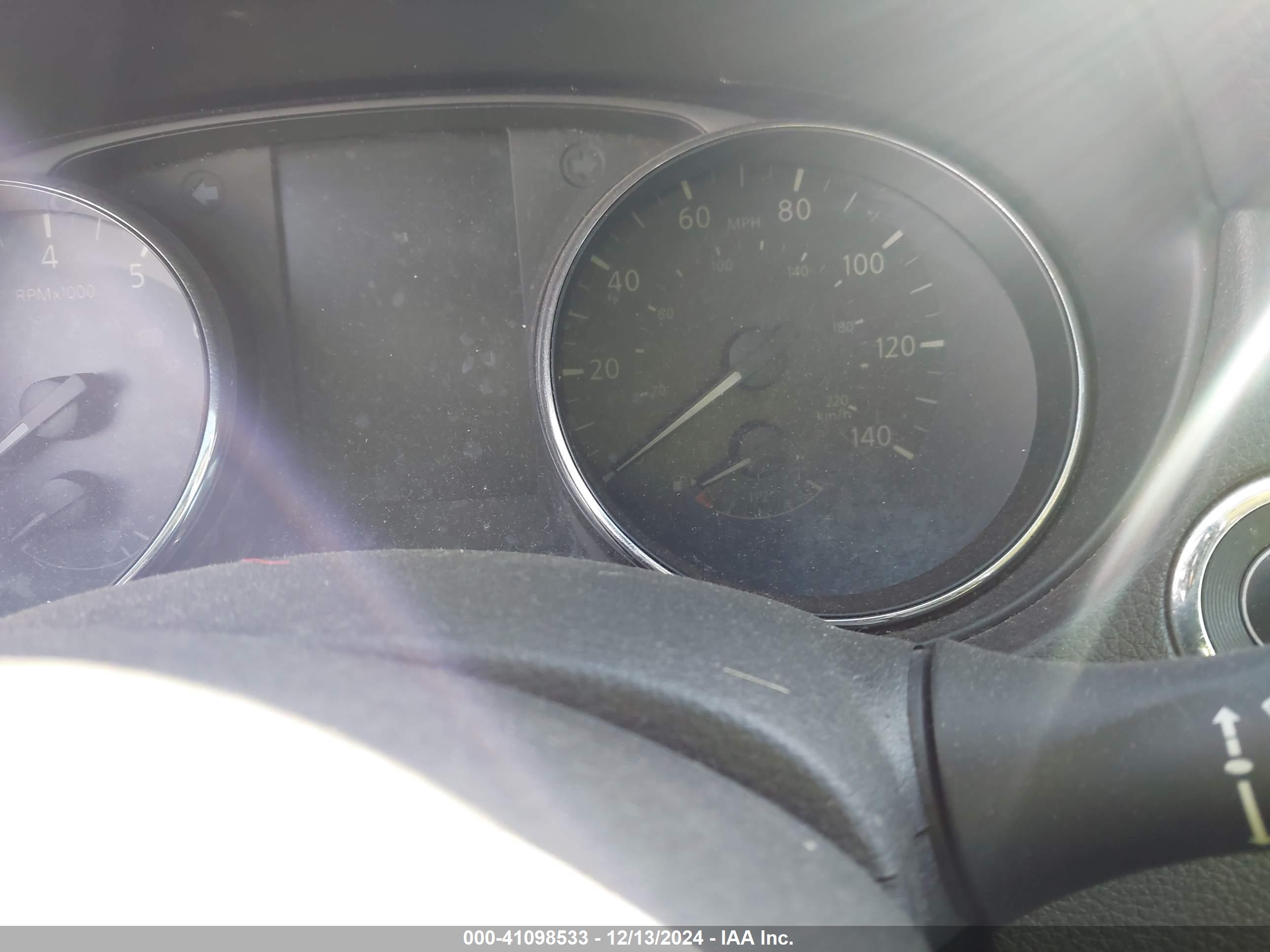 NISSAN ROGUE image 7