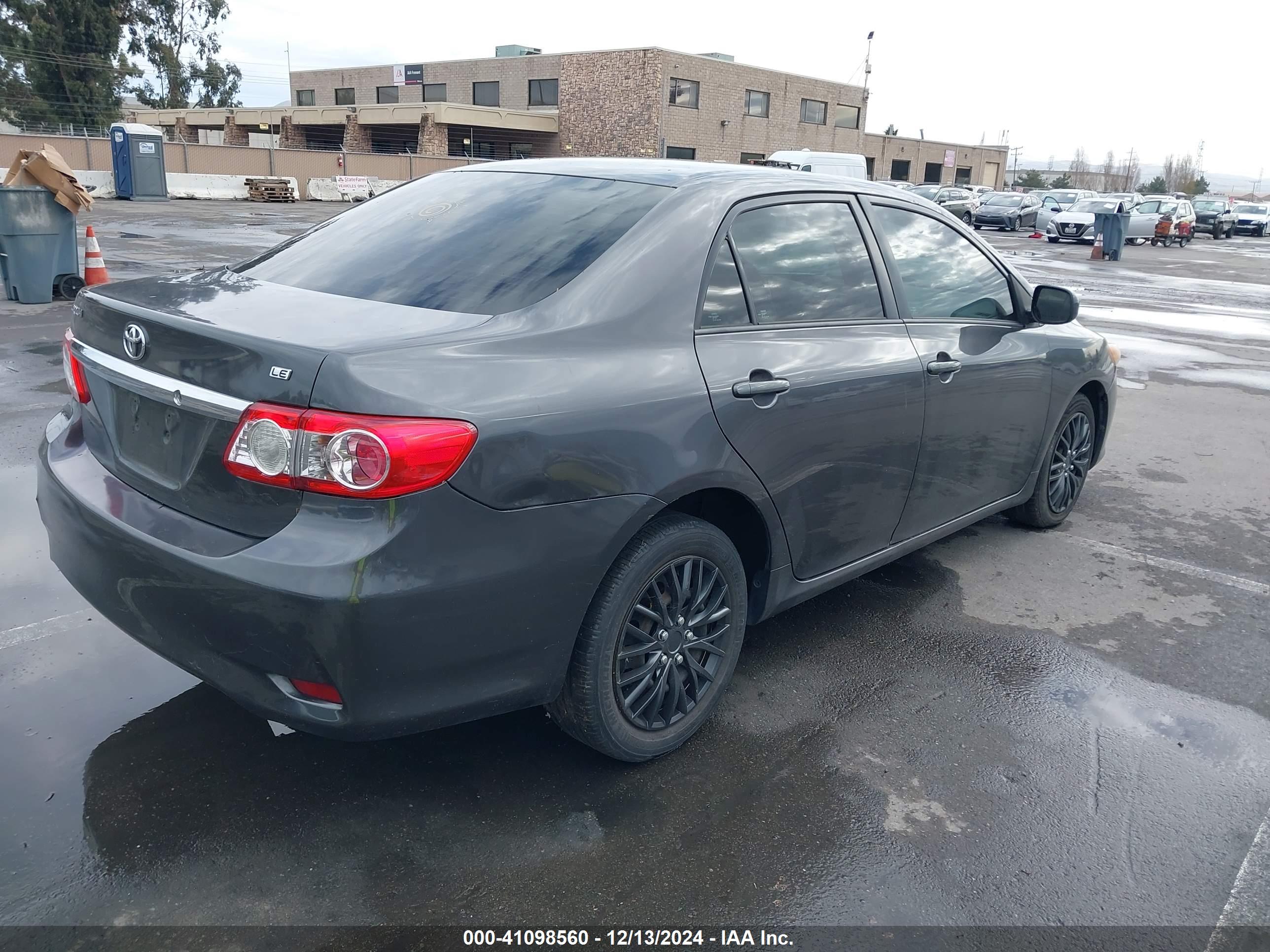 TOYOTA COROLLA image 4