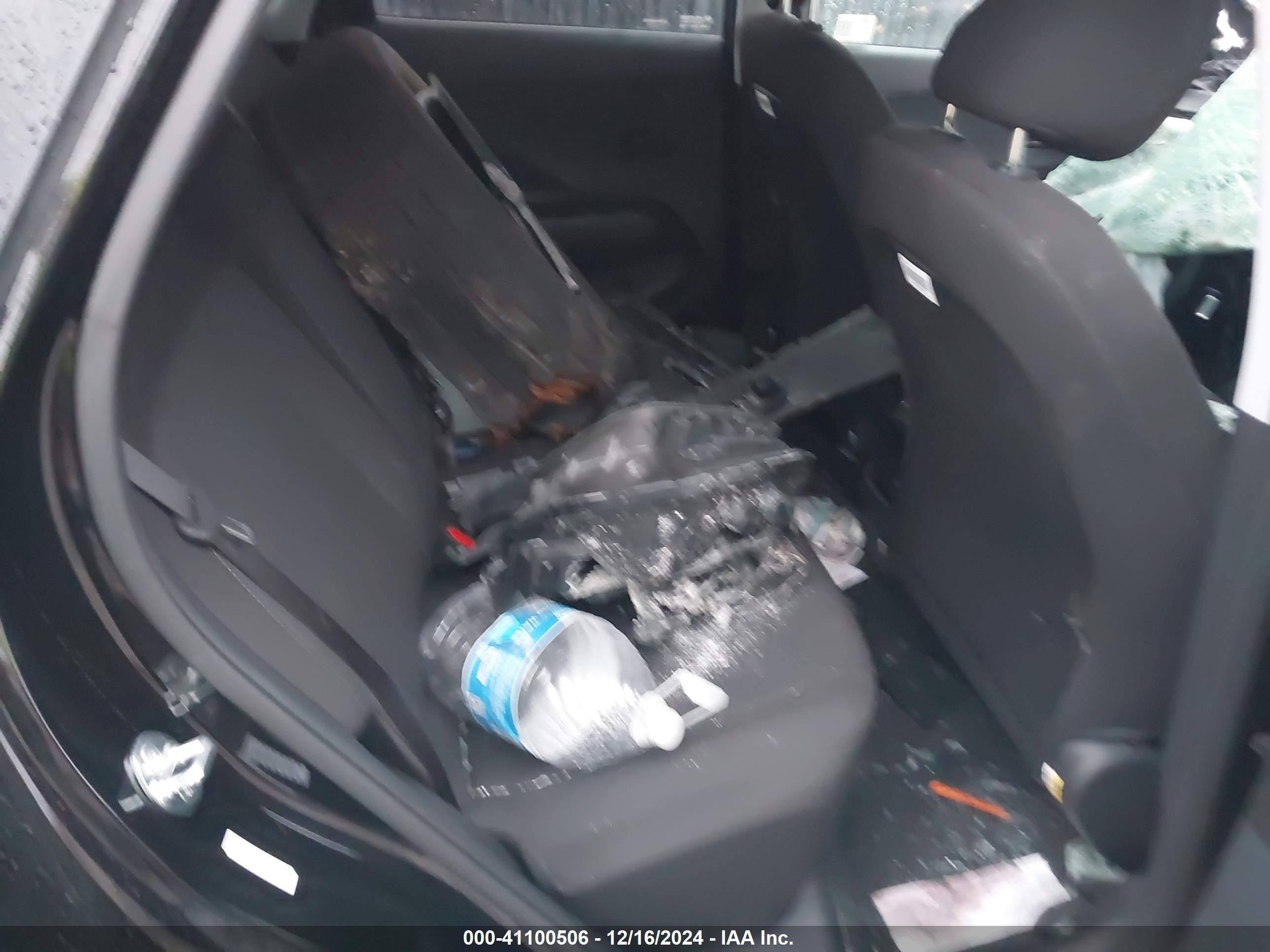 HYUNDAI KONA image 8