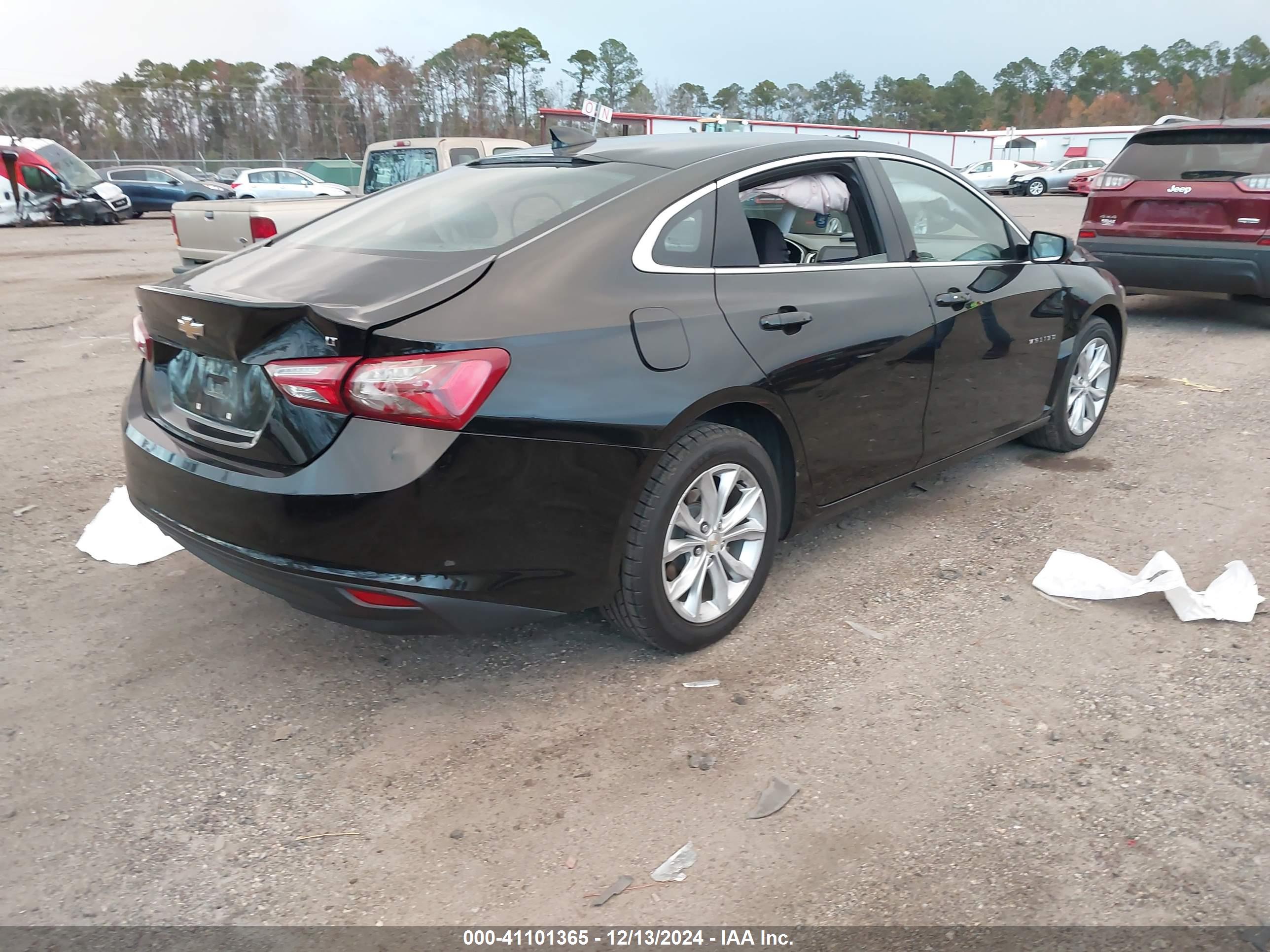 CHEVROLET MALIBU image 4
