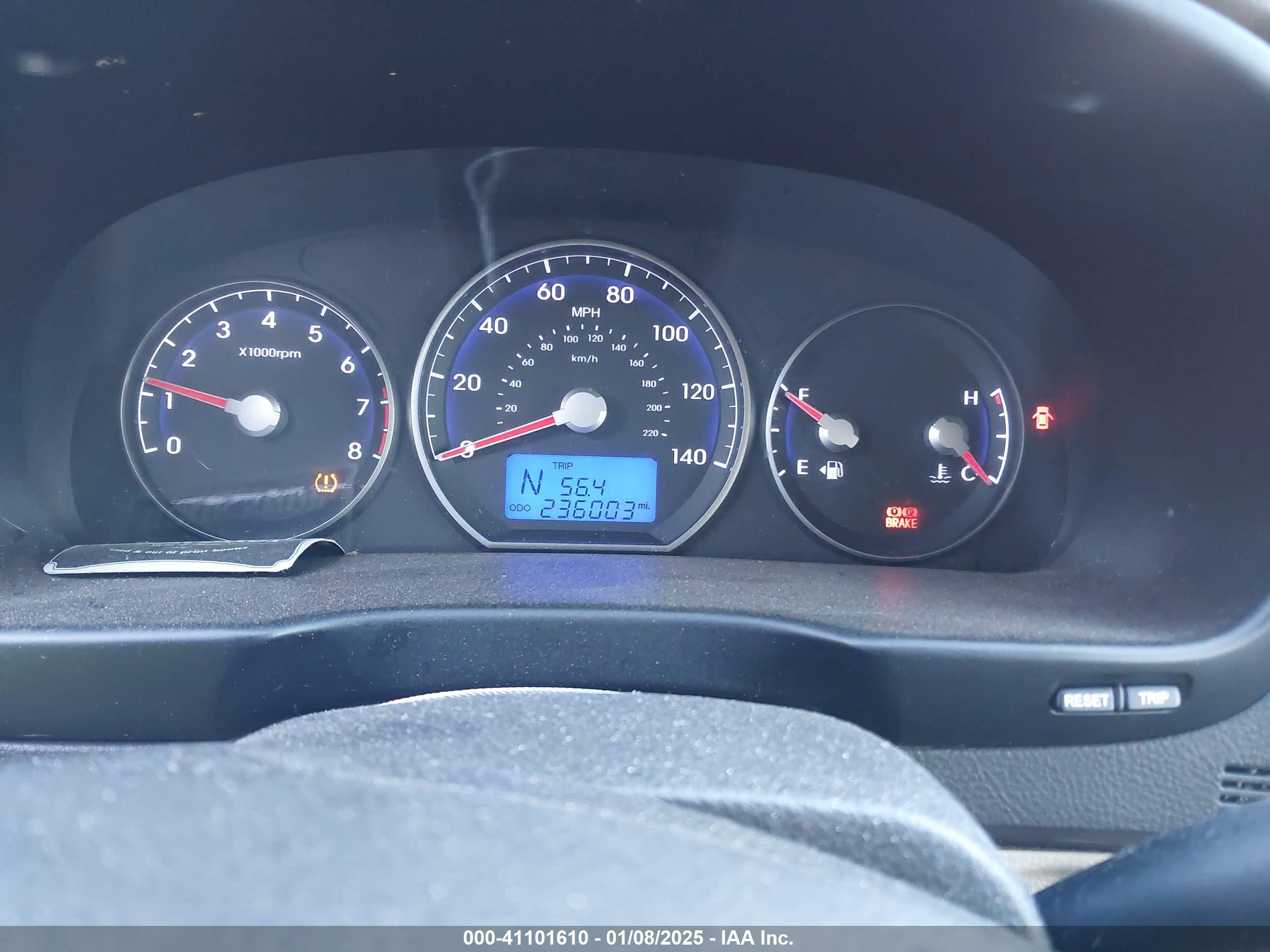 HYUNDAI SANTA image 7
