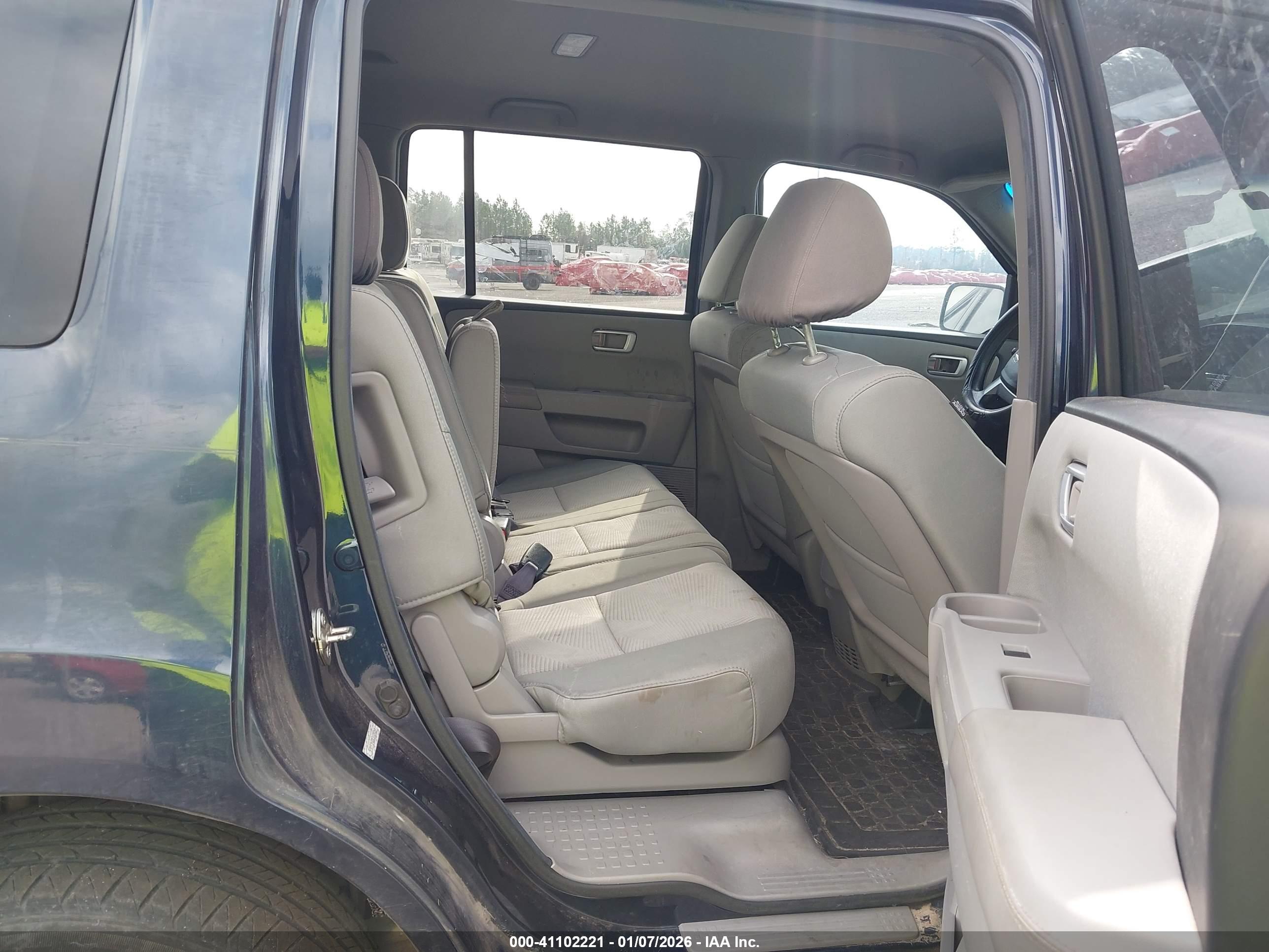 HONDA PILOT image 8
