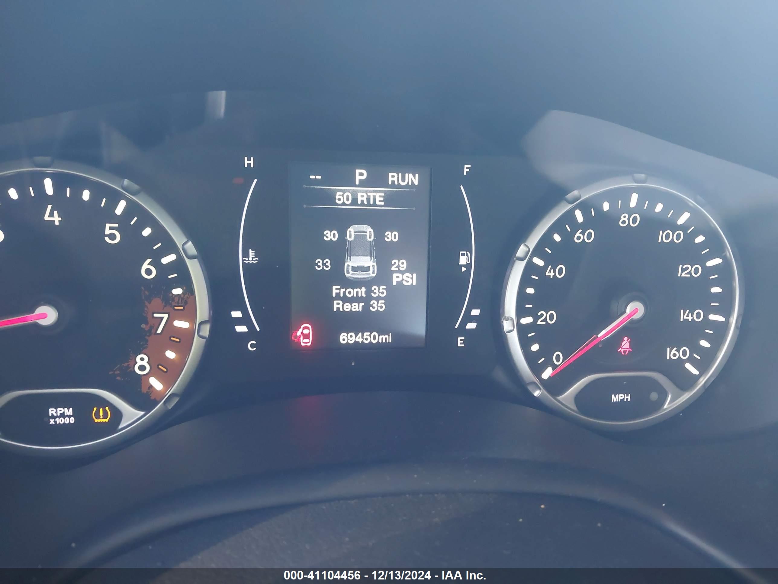 JEEP RENEGADE image 7