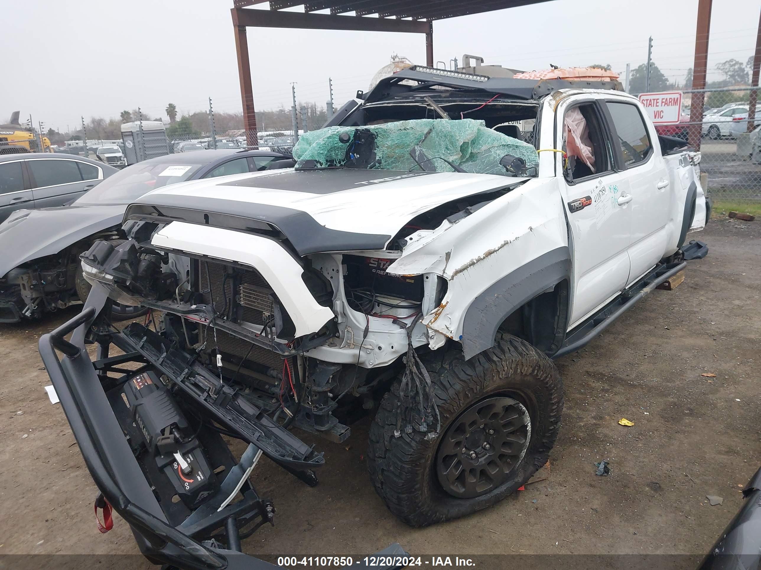 TOYOTA TACOMA image 6