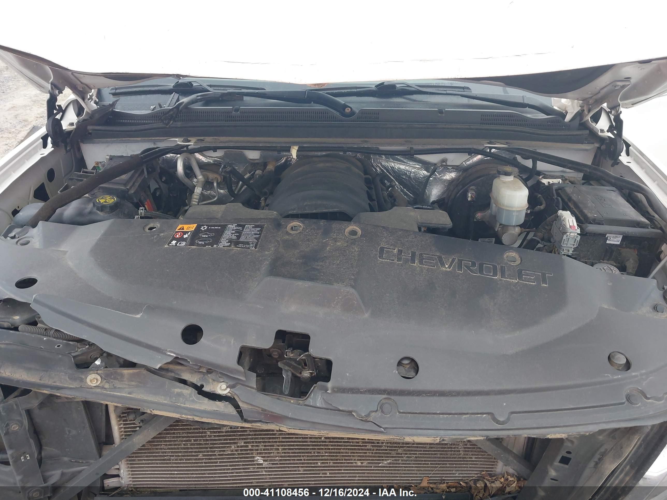 CHEVROLET TAHOE image 10