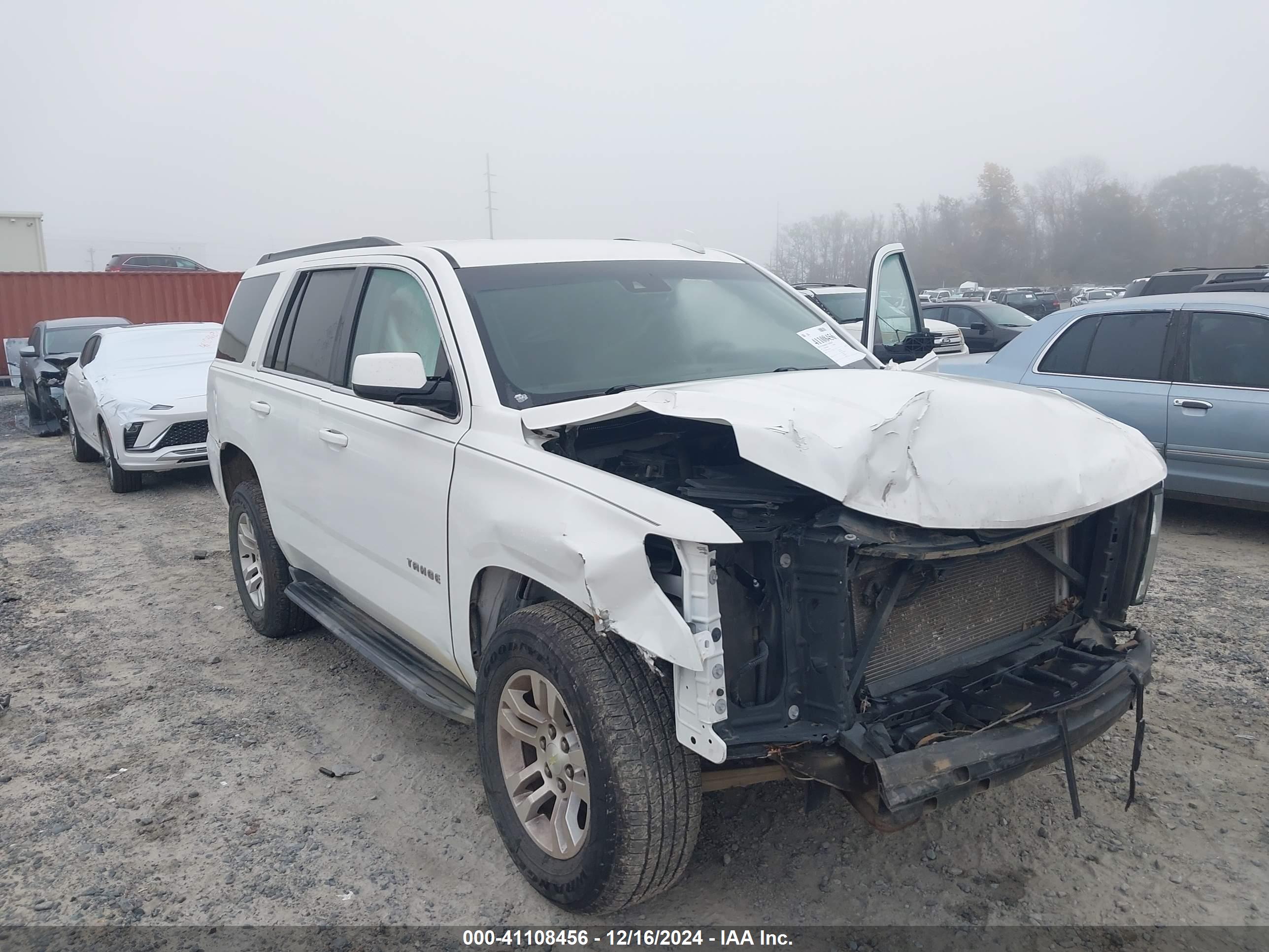 CHEVROLET TAHOE image 6