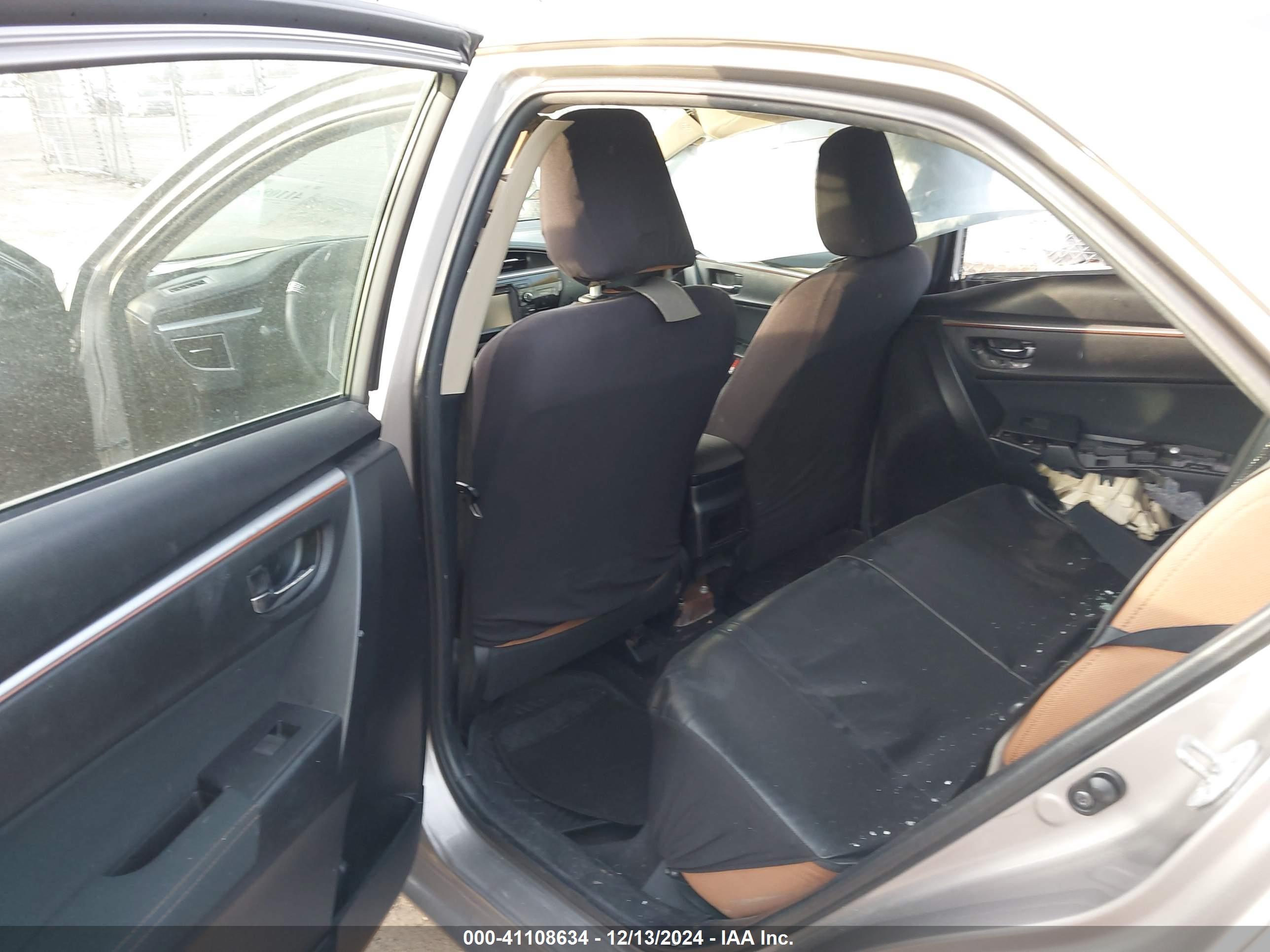 TOYOTA COROLLA image 8