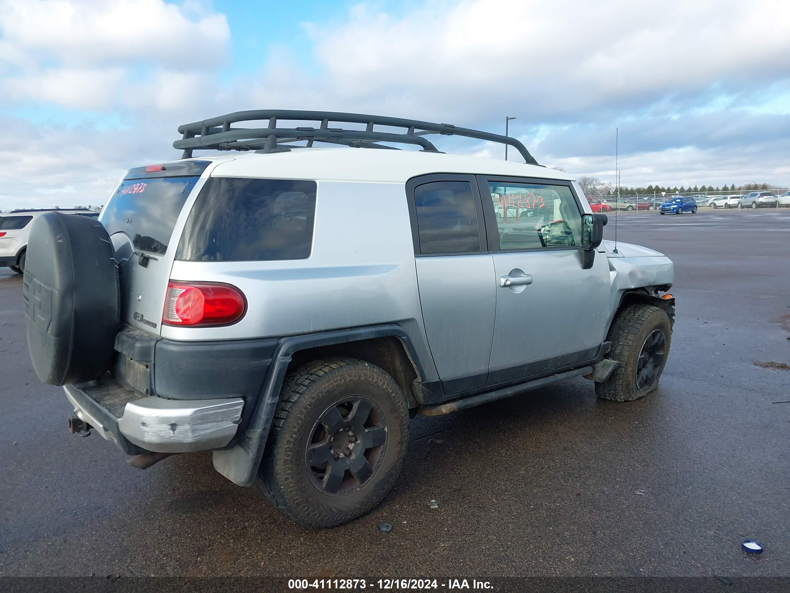 TOYOTA FJ image 4