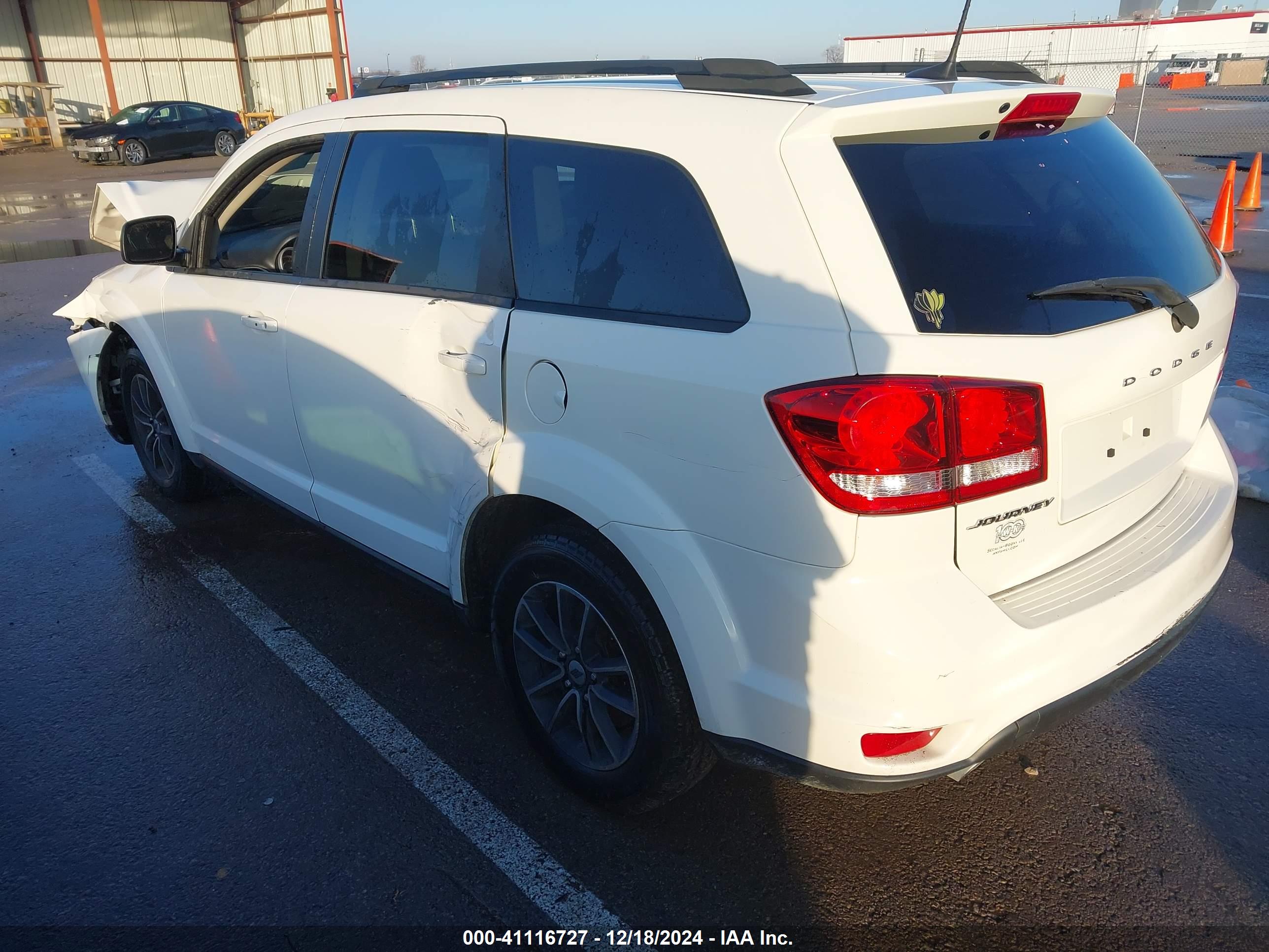 DODGE JOURNEY image 3