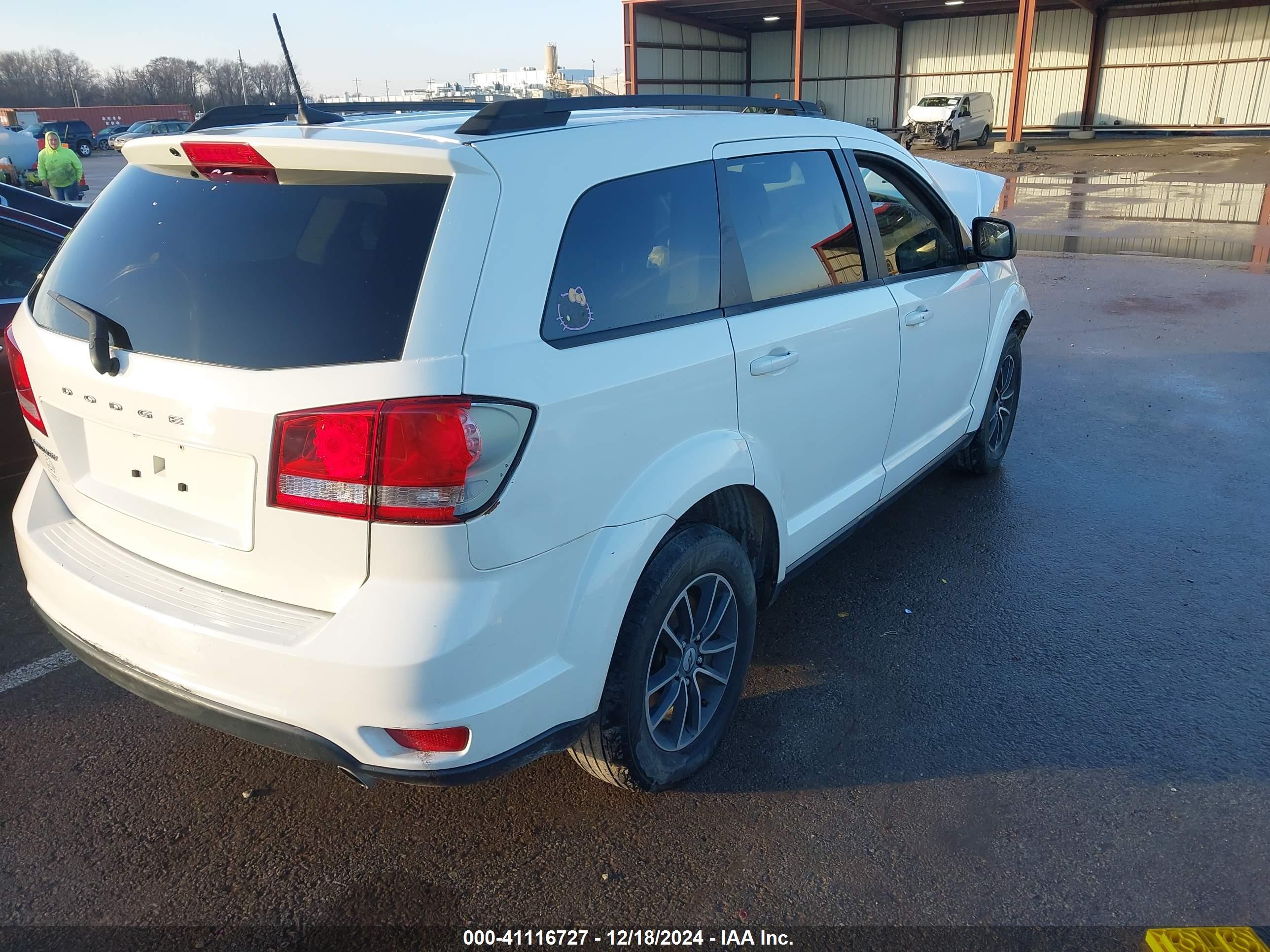 DODGE JOURNEY image 4