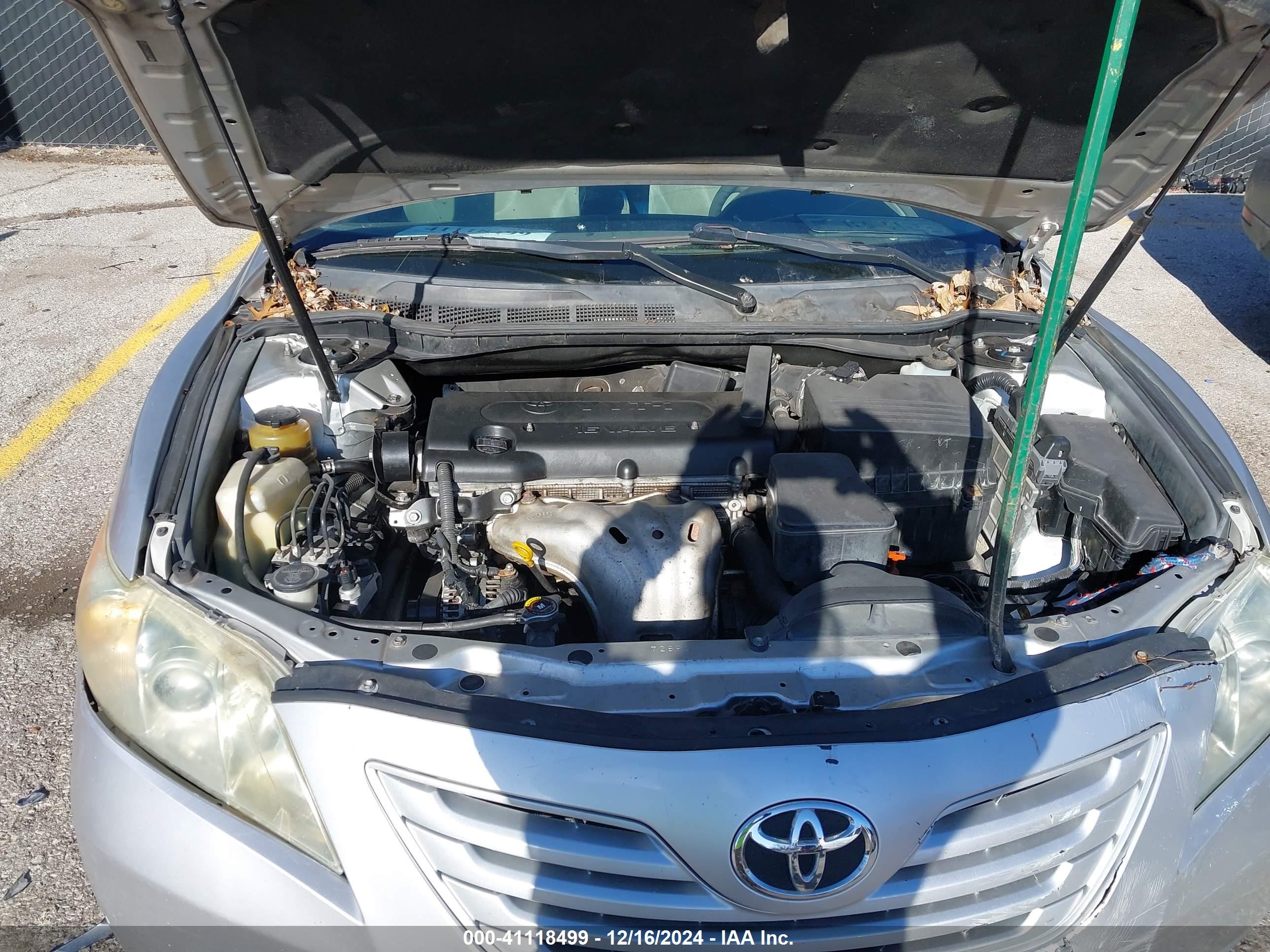 TOYOTA CAMRY image 10
