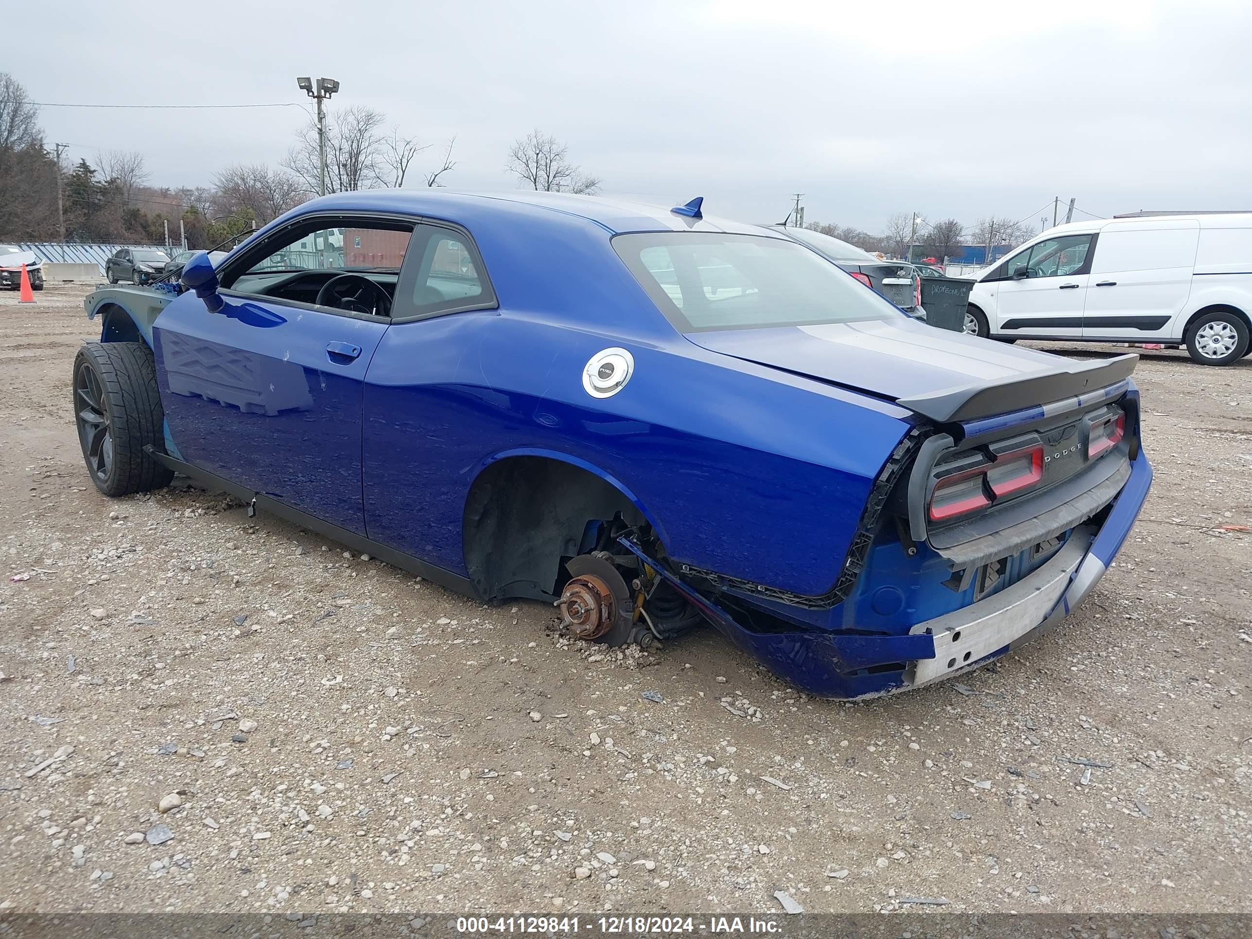DODGE CHALLENGER image 3