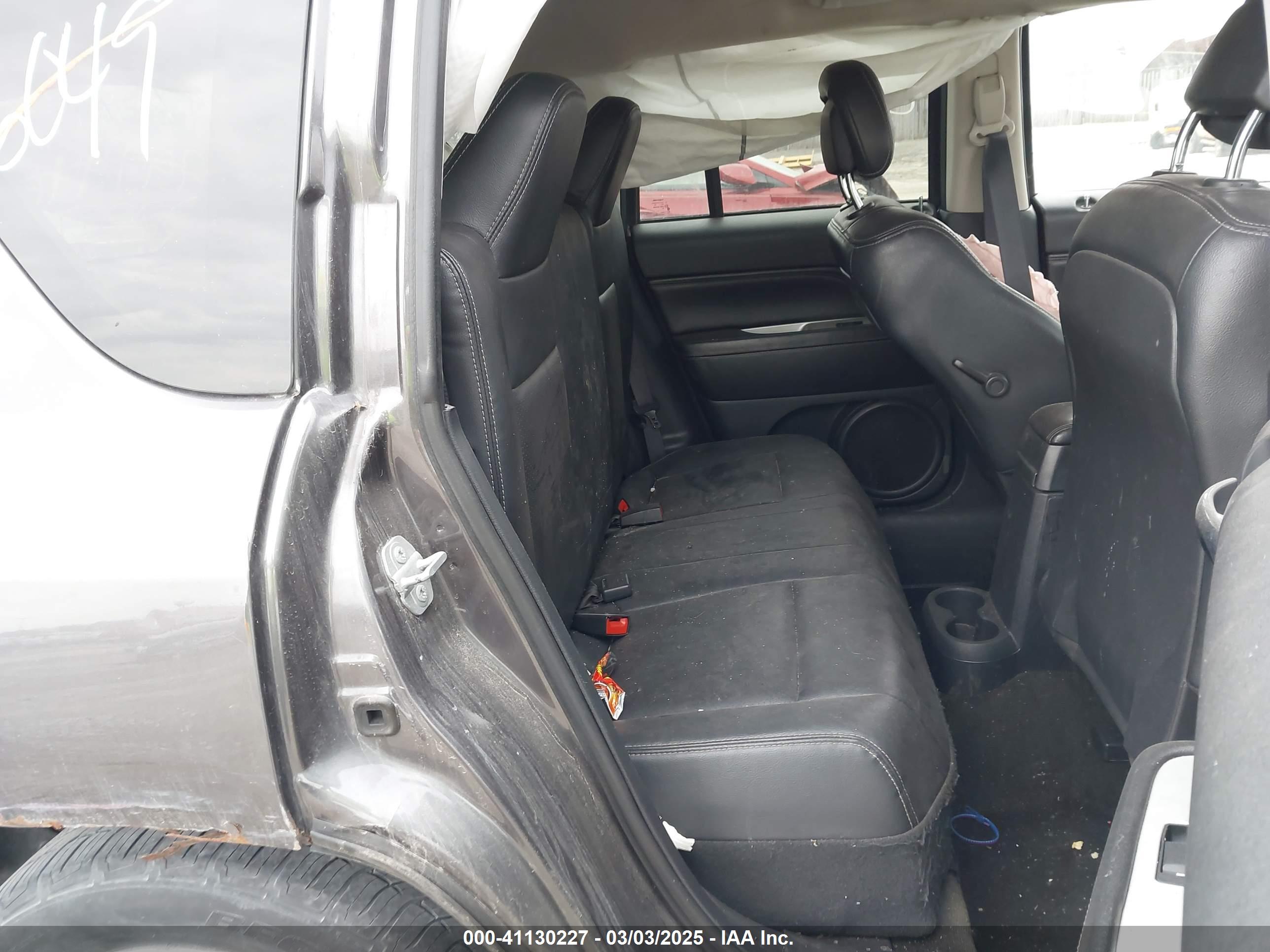JEEP COMPASS image 8