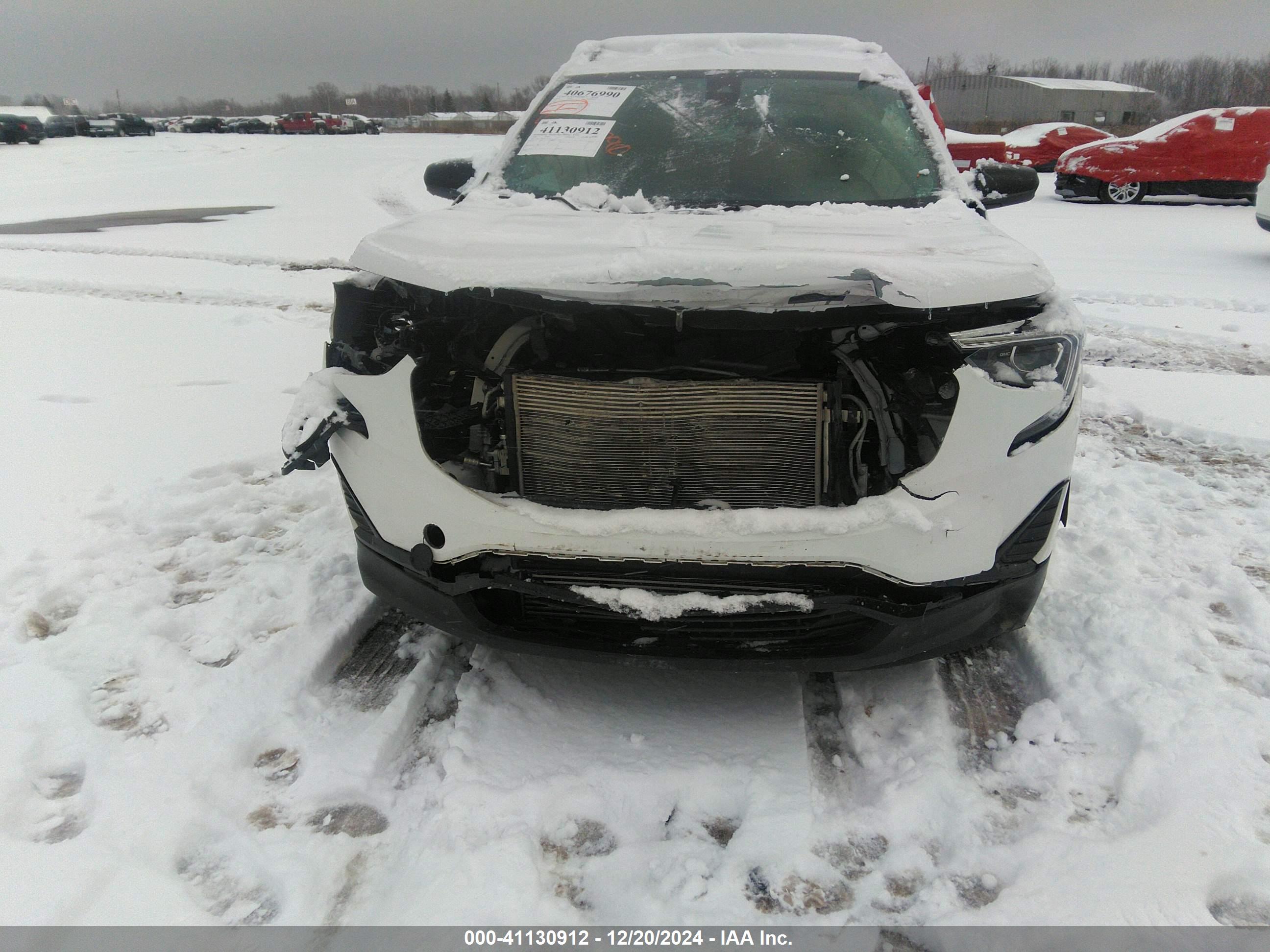 GMC TERRAIN image 6