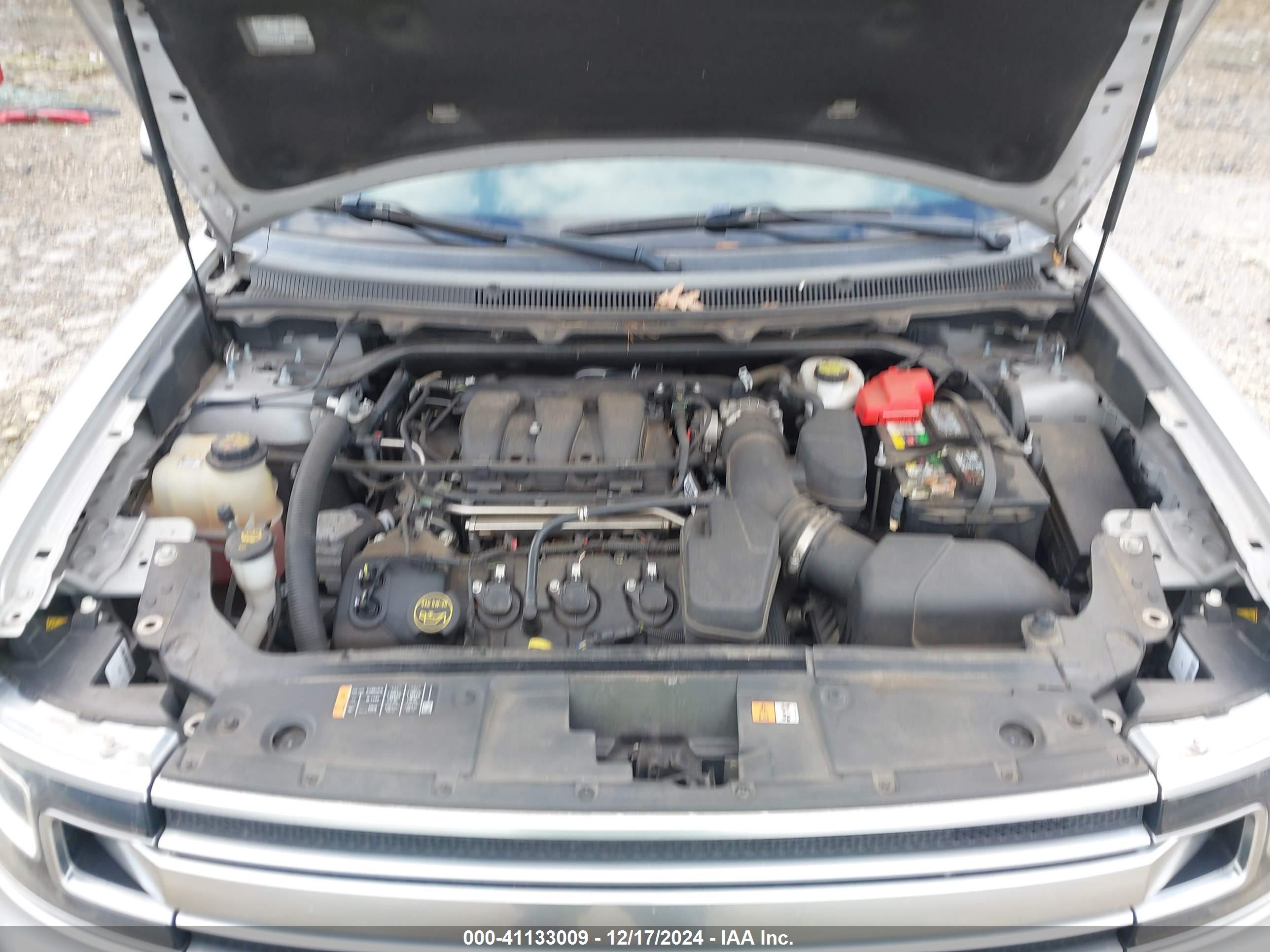 FORD FLEX image 10