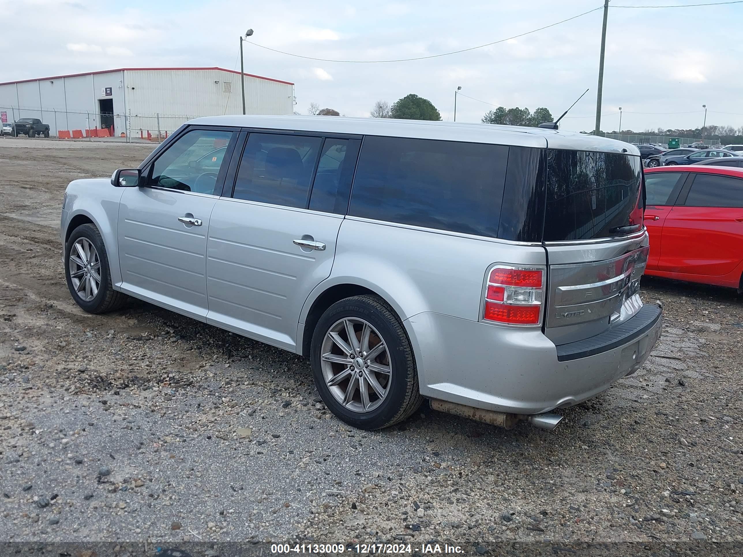 FORD FLEX image 3