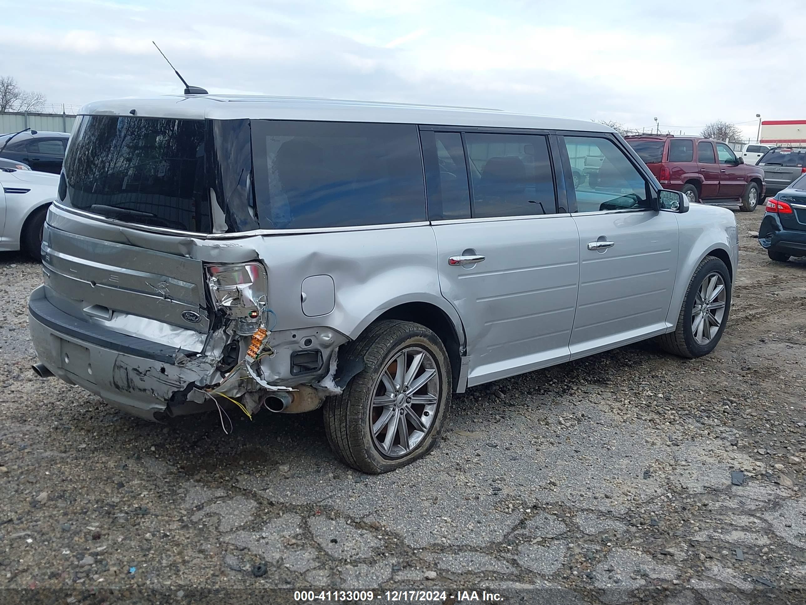 FORD FLEX image 4