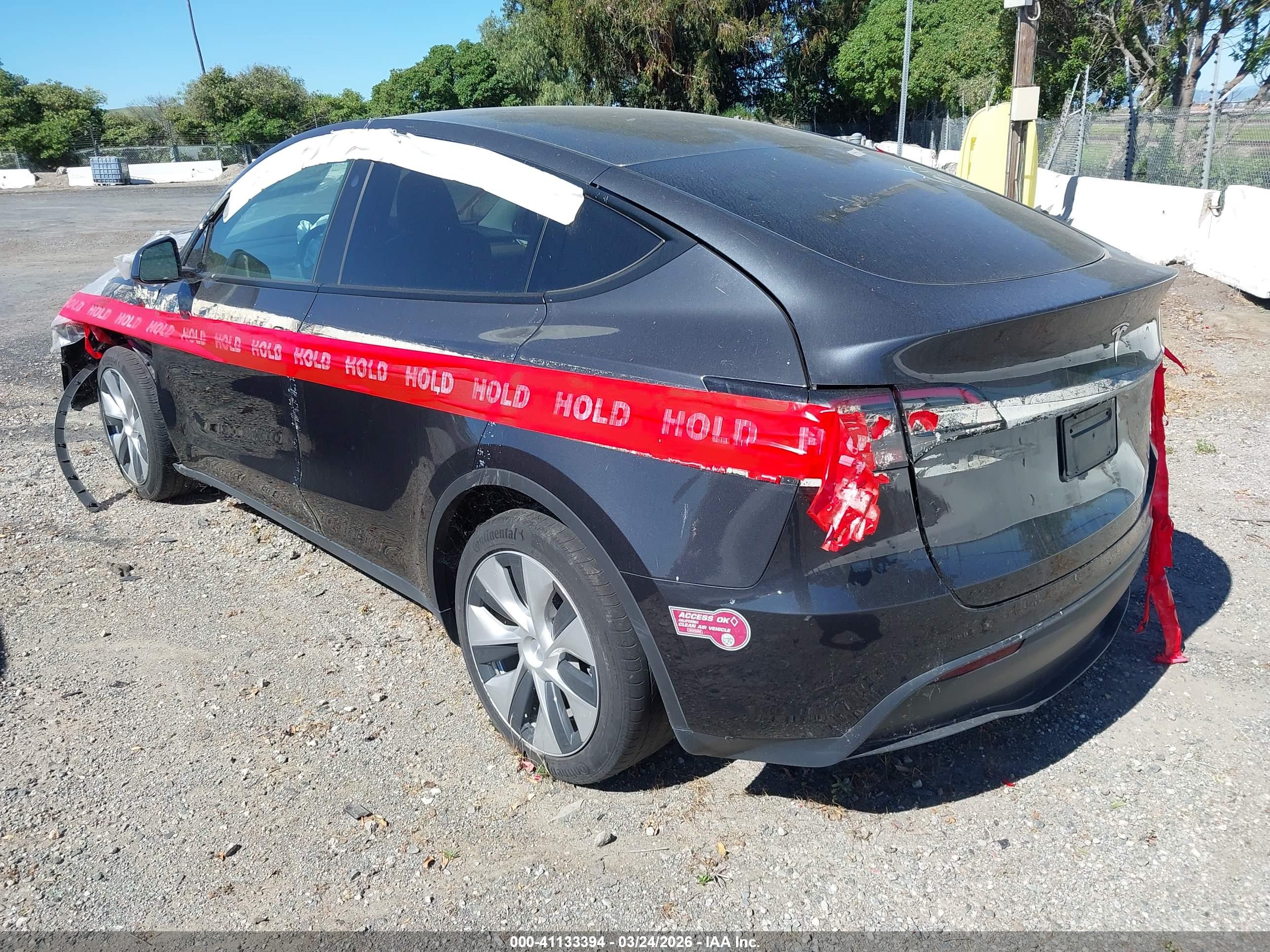 TESLA MODEL image 3