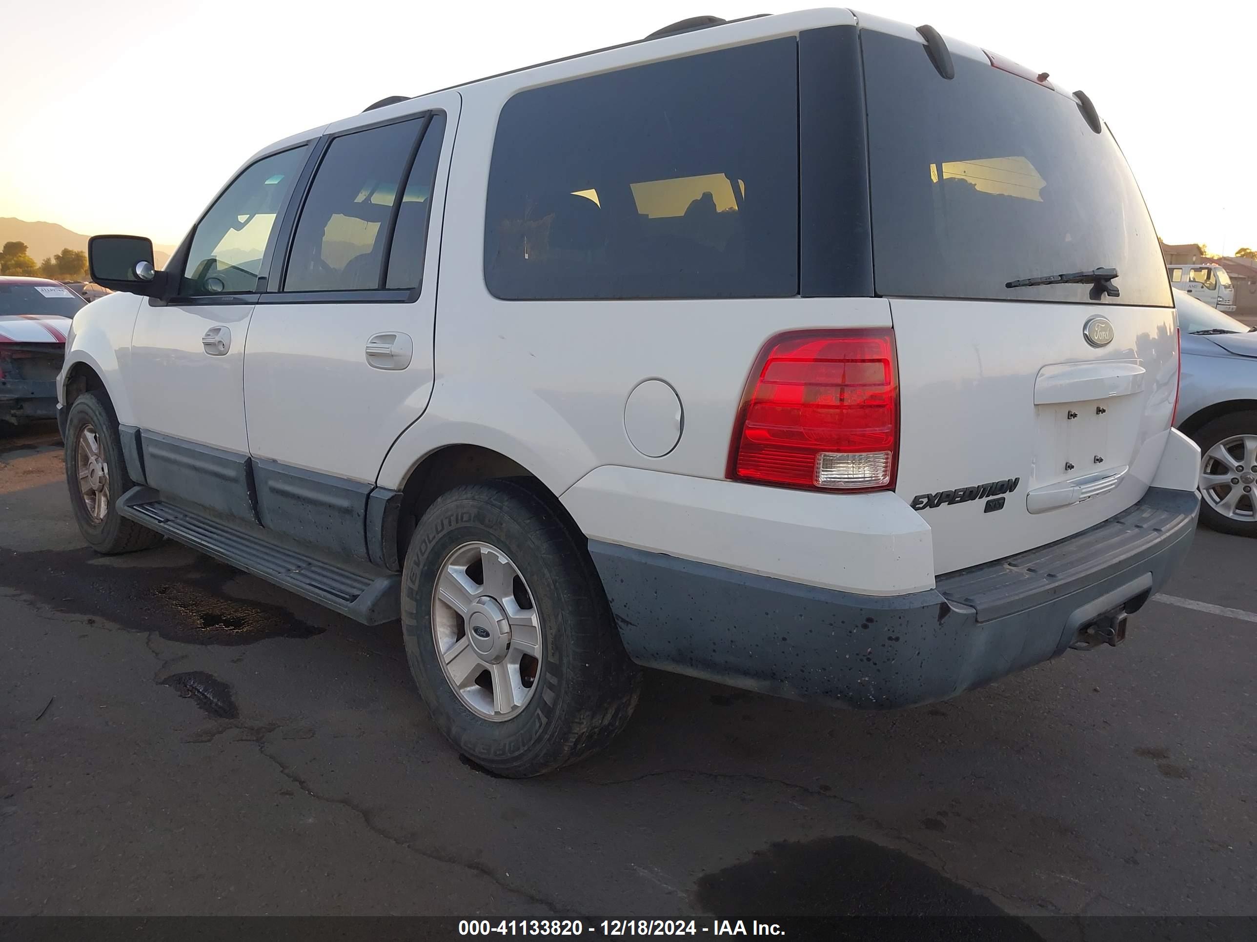 FORD EXPEDITION image 3