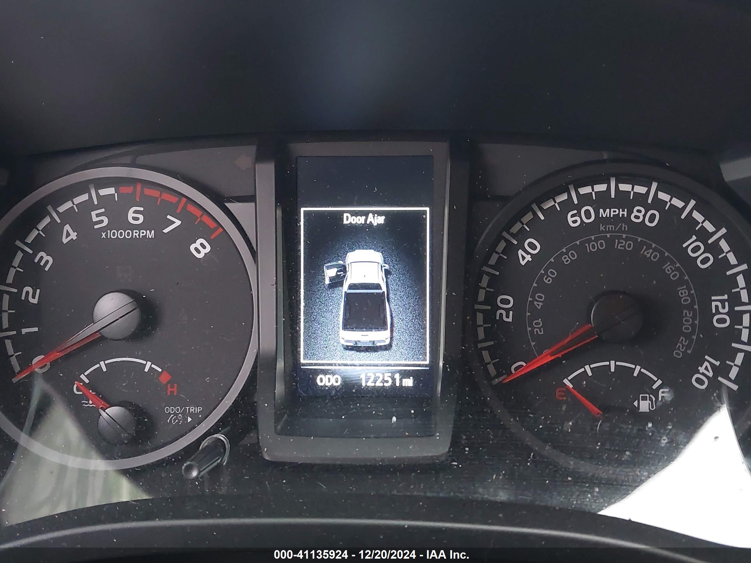 TOYOTA TACOMA image 7