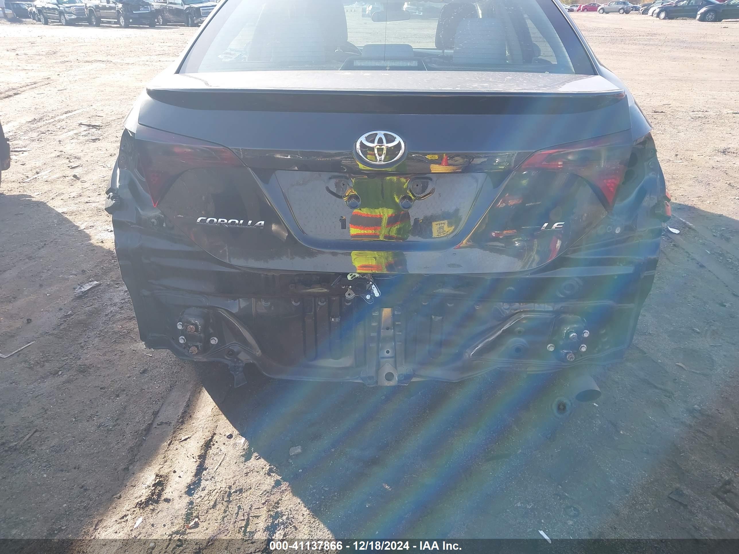 TOYOTA COROLLA image 6