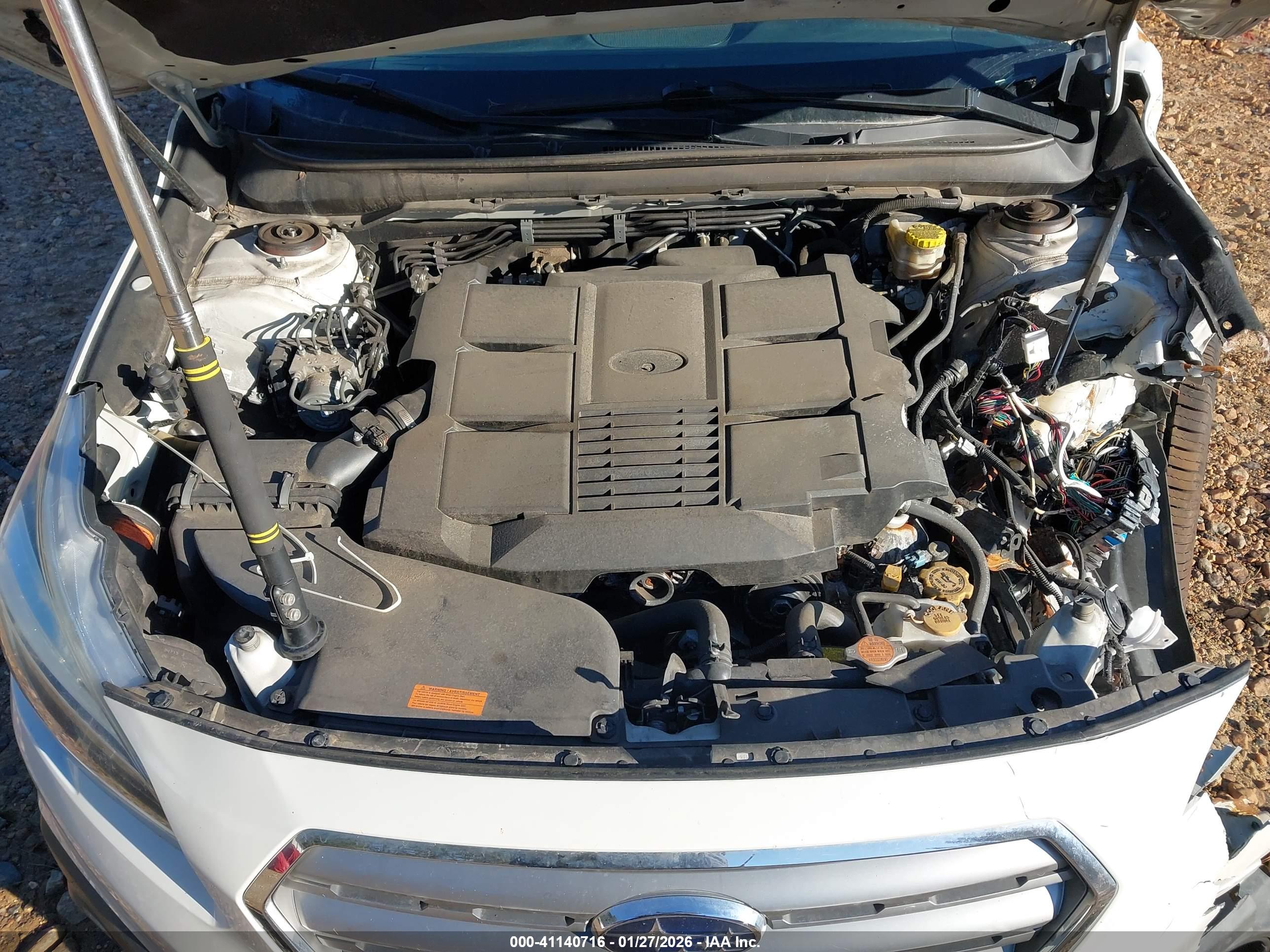 SUBARU OUTBACK image 10