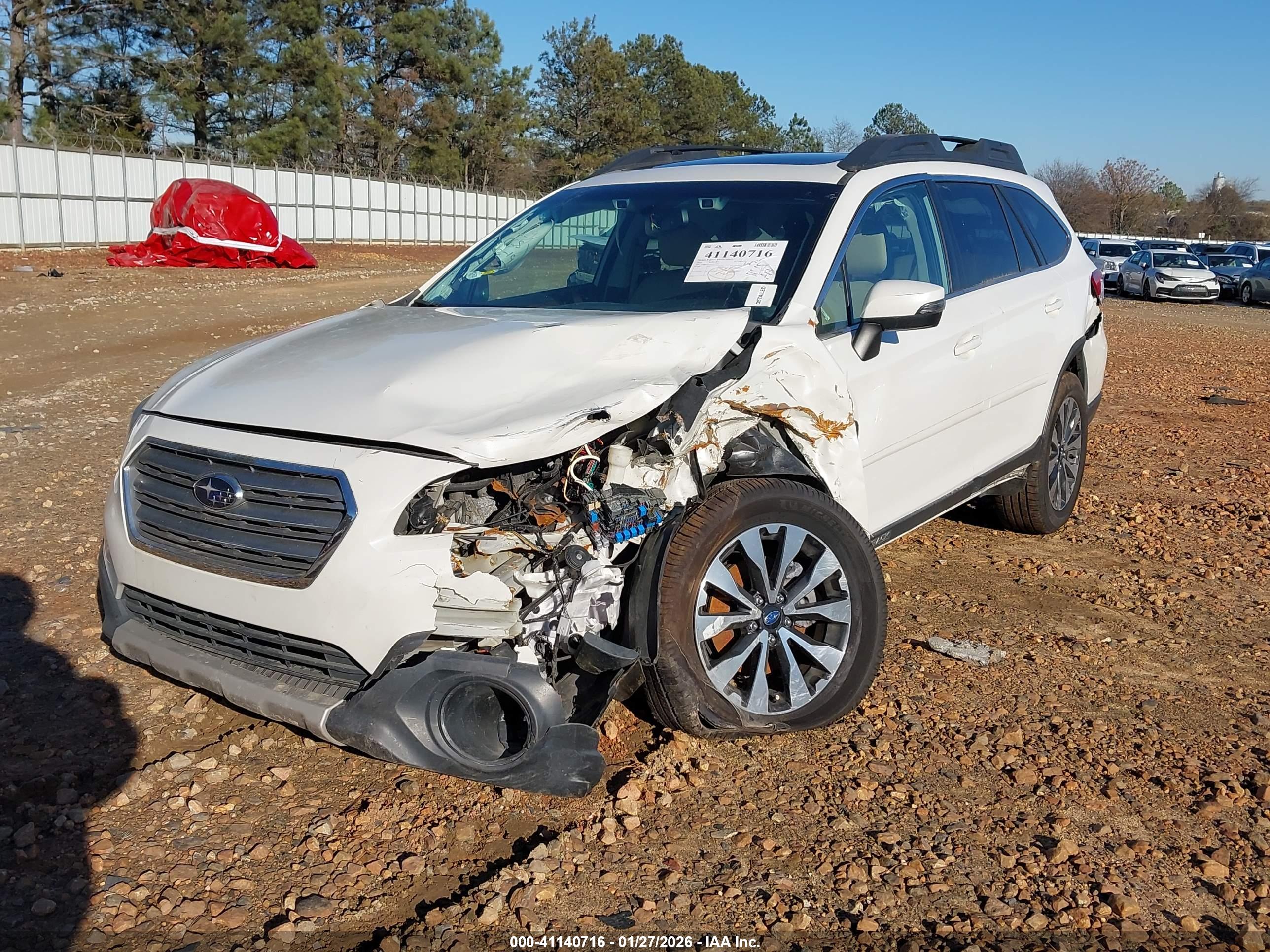 SUBARU OUTBACK image 6