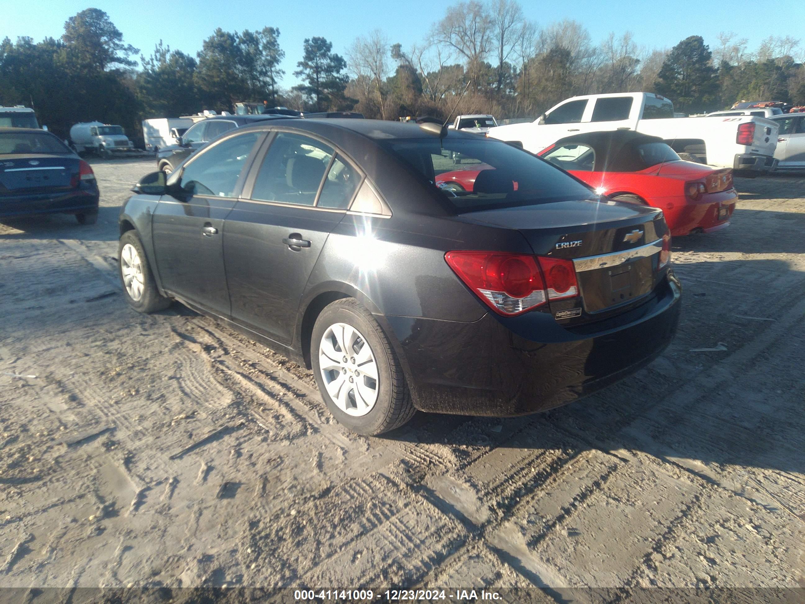 CHEVROLET CRUZE image 3