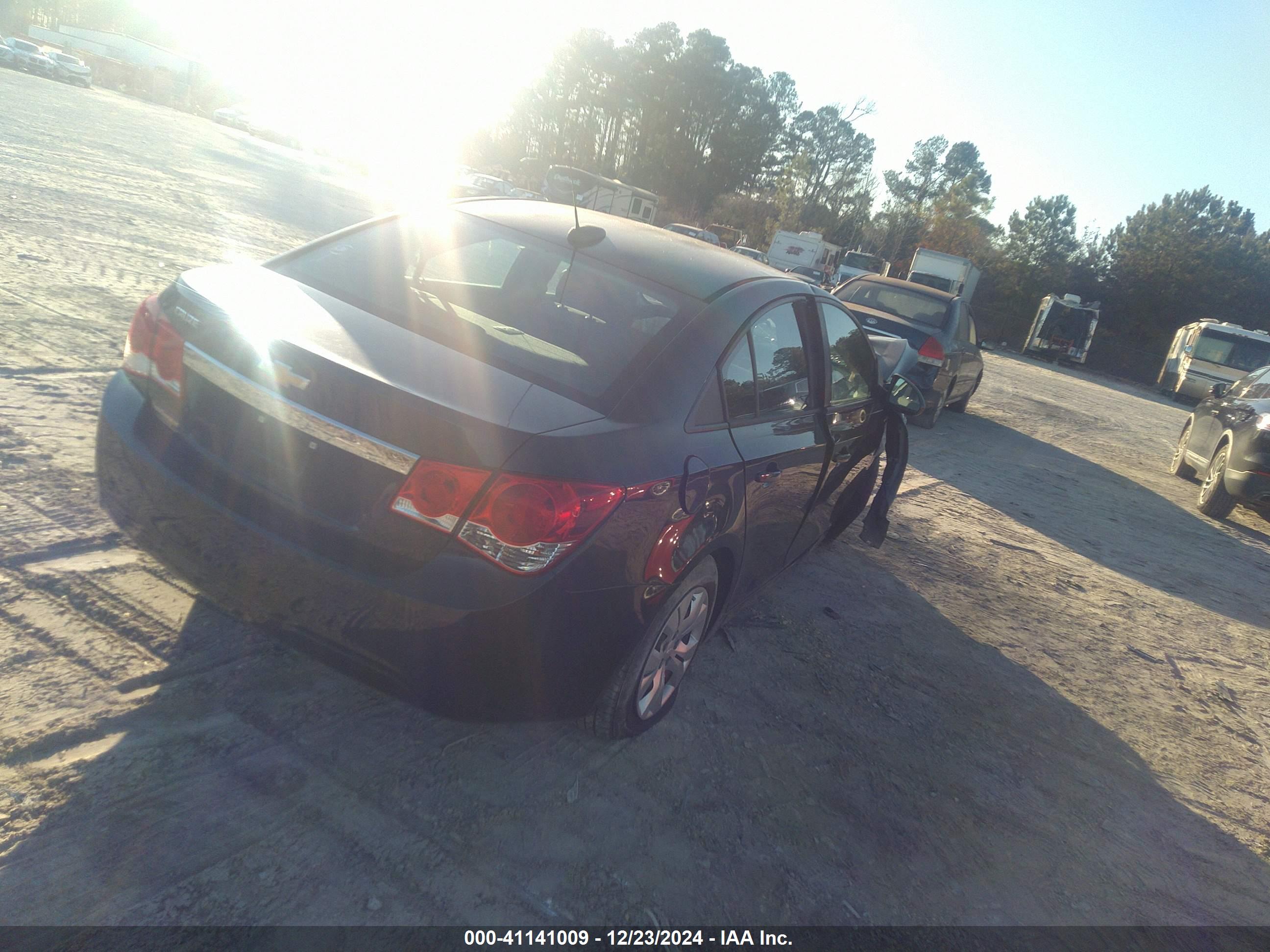 CHEVROLET CRUZE image 4