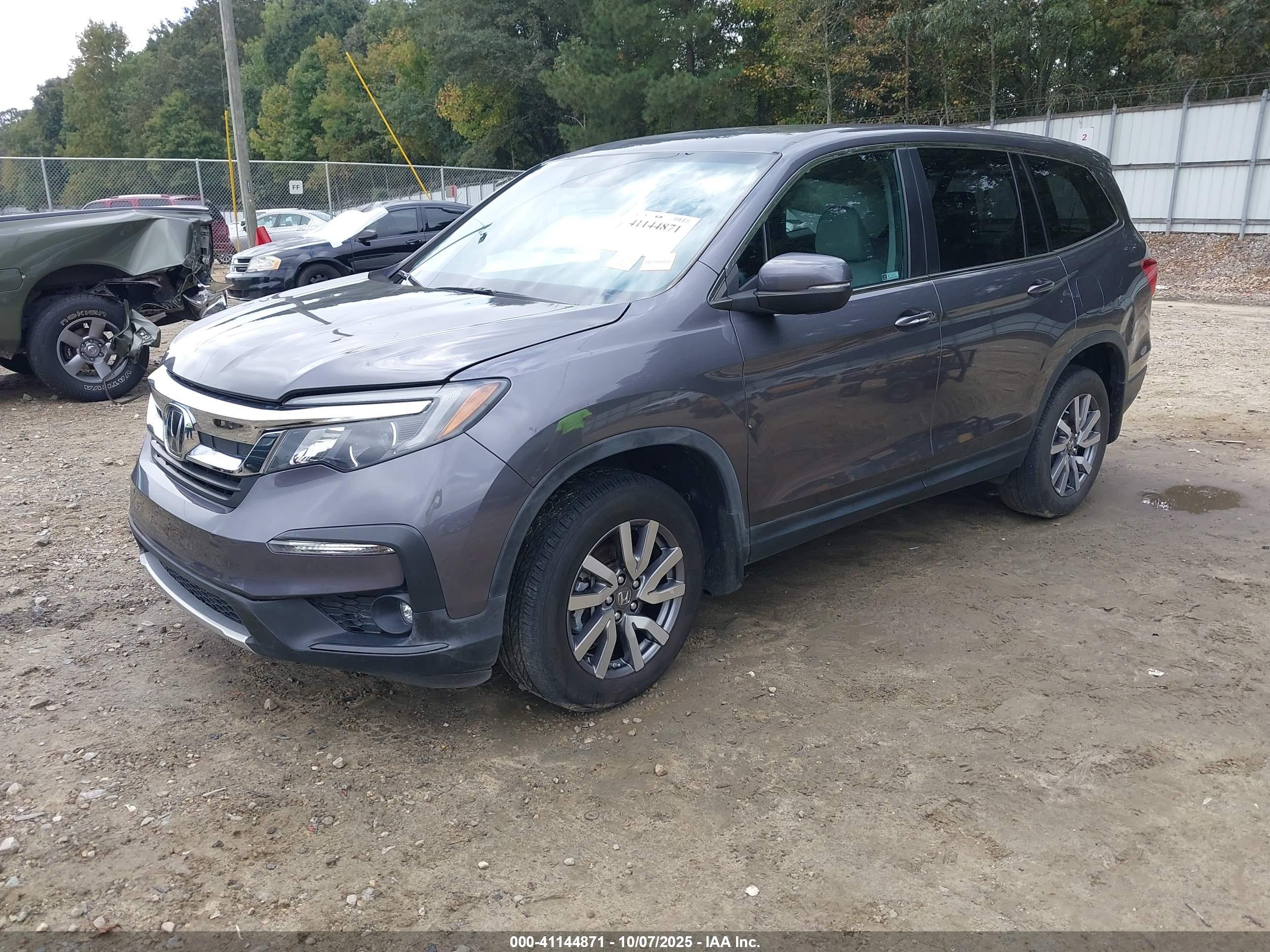 HONDA PILOT image 2