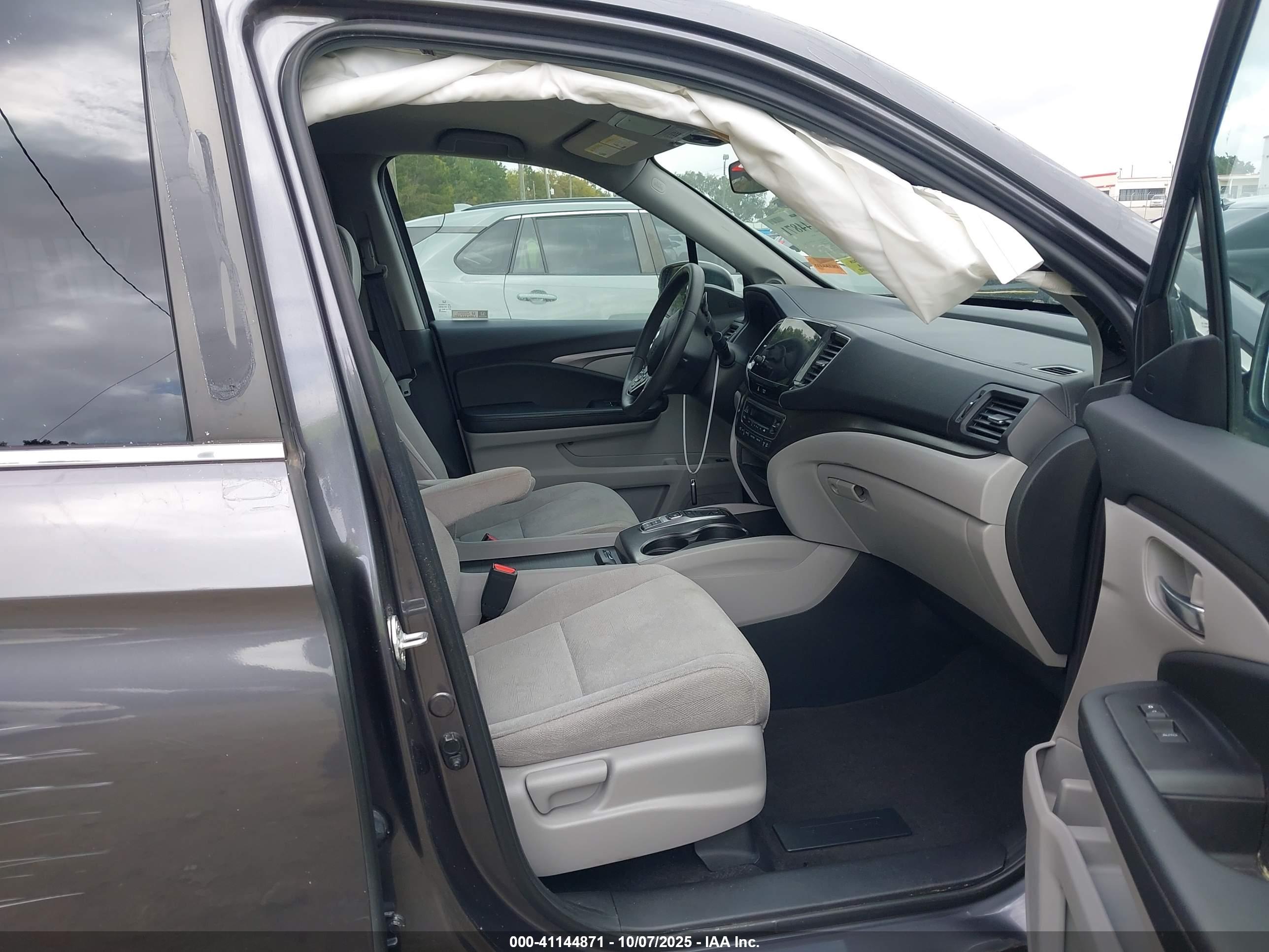 HONDA PILOT image 5