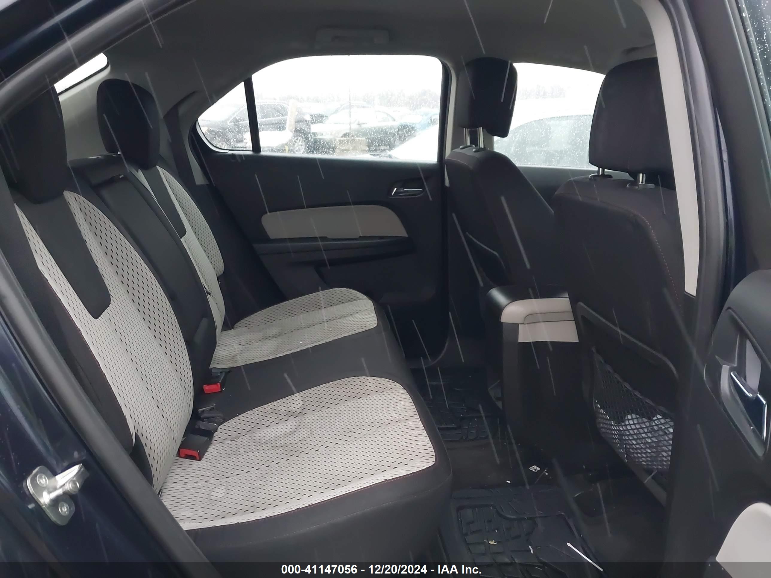 CHEVROLET EQUINOX image 8