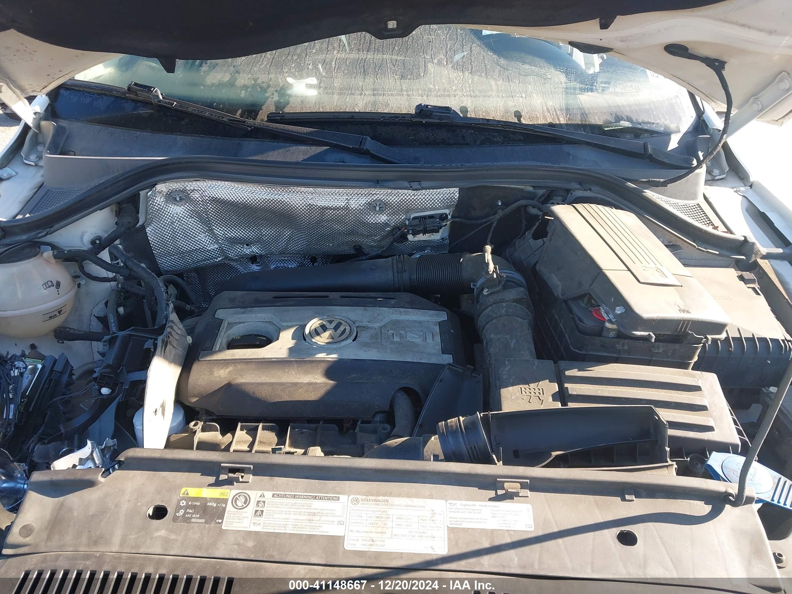 VOLKSWAGEN TIGUAN image 10