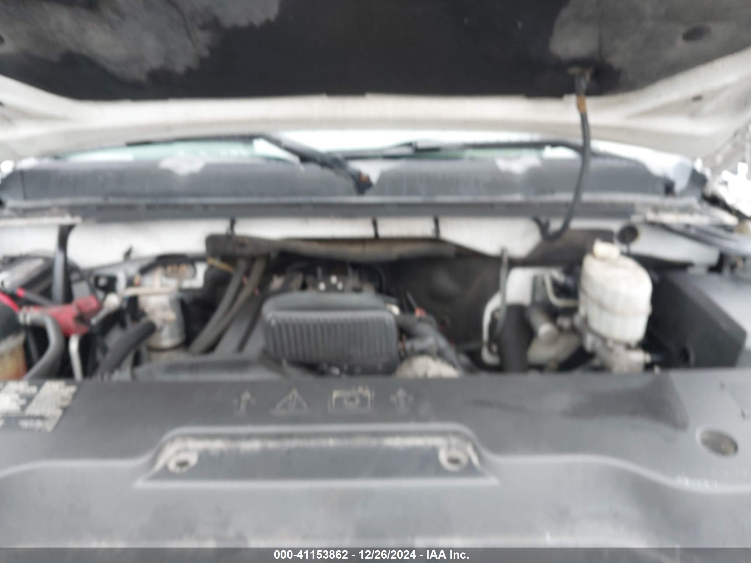 CHEVROLET SILVERADO image 10
