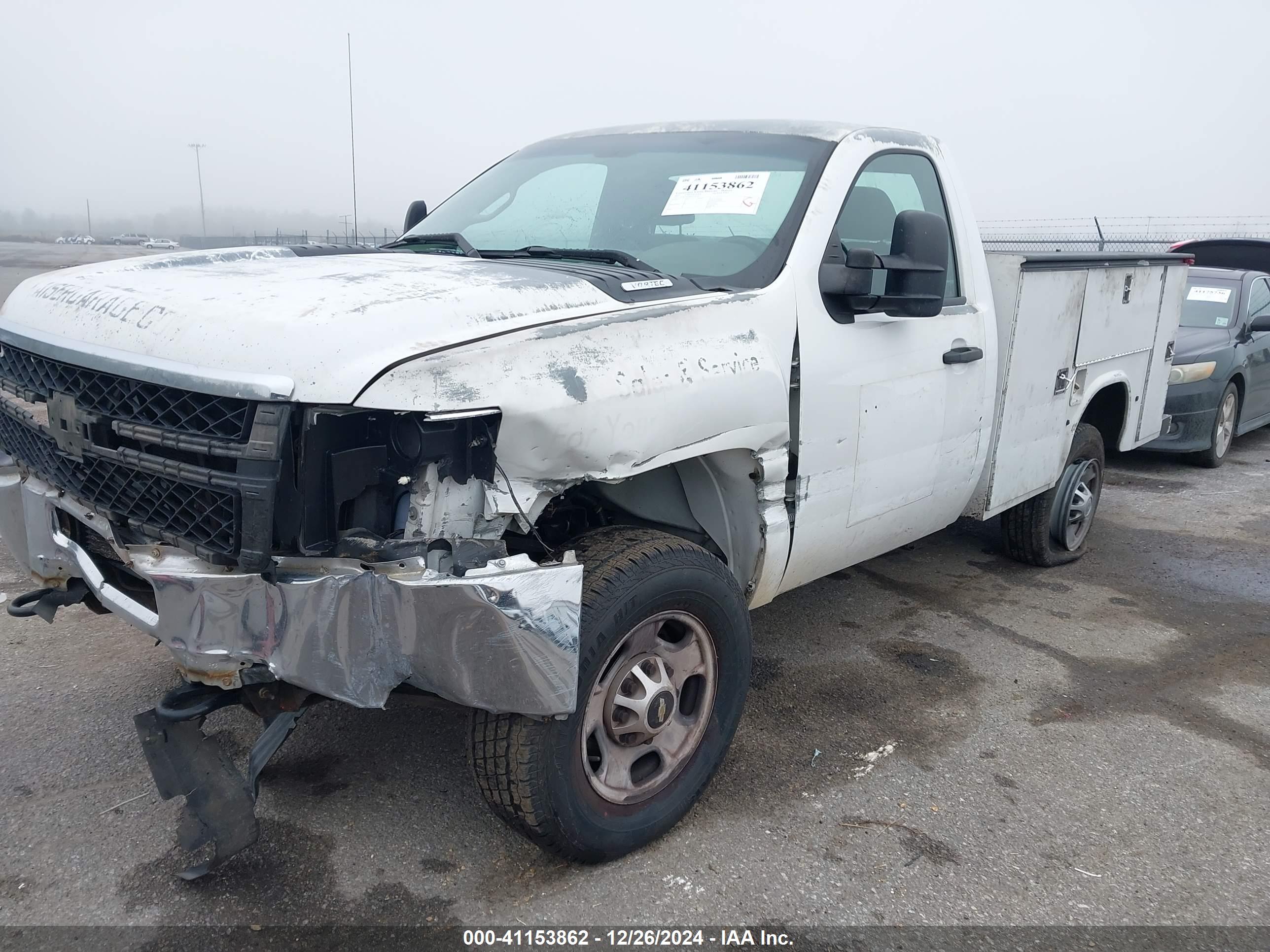 CHEVROLET SILVERADO image 2