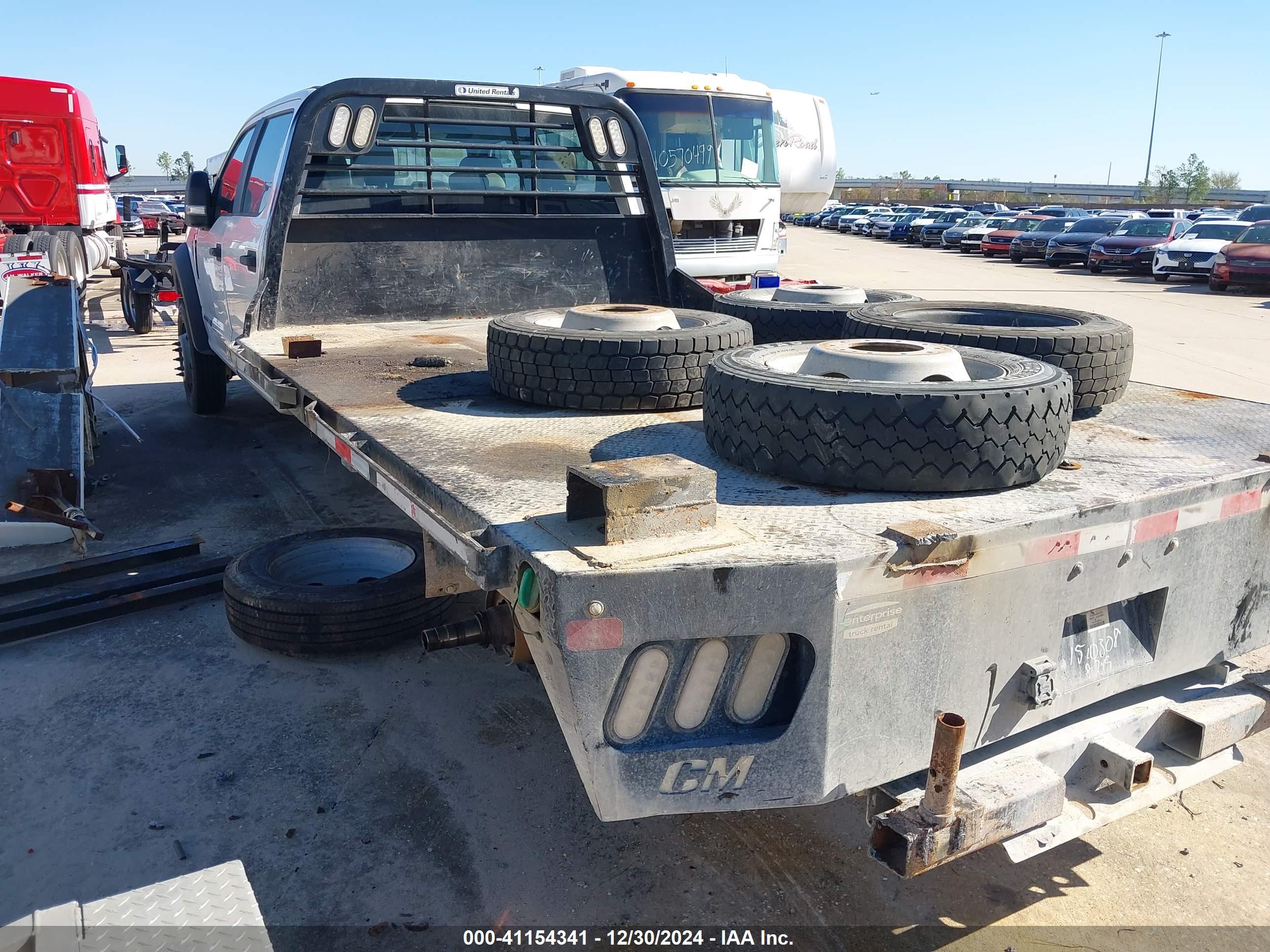 FORD F-550 image 3