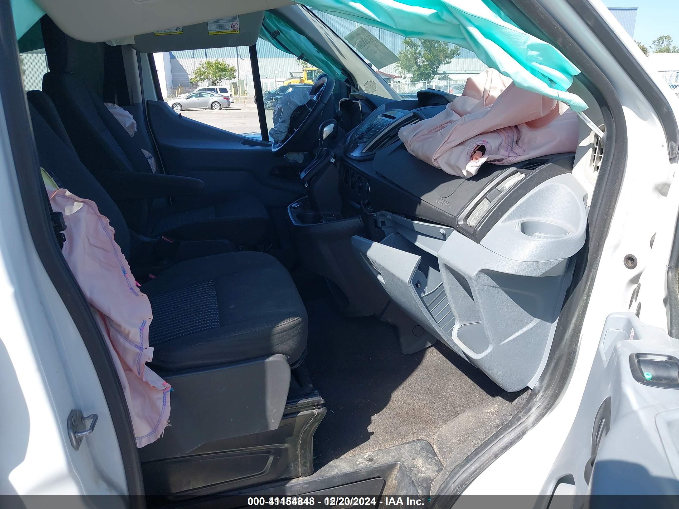 FORD TRANSIT-350 image 5