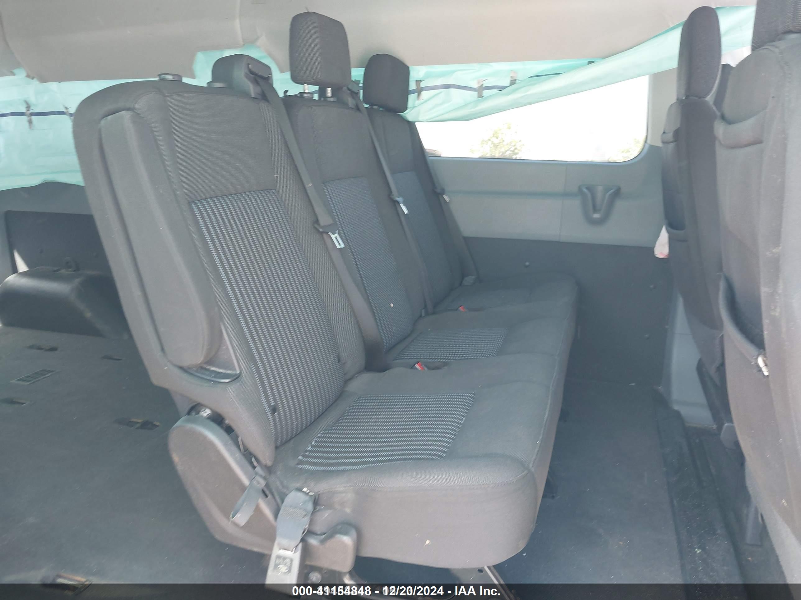 FORD TRANSIT-350 image 8