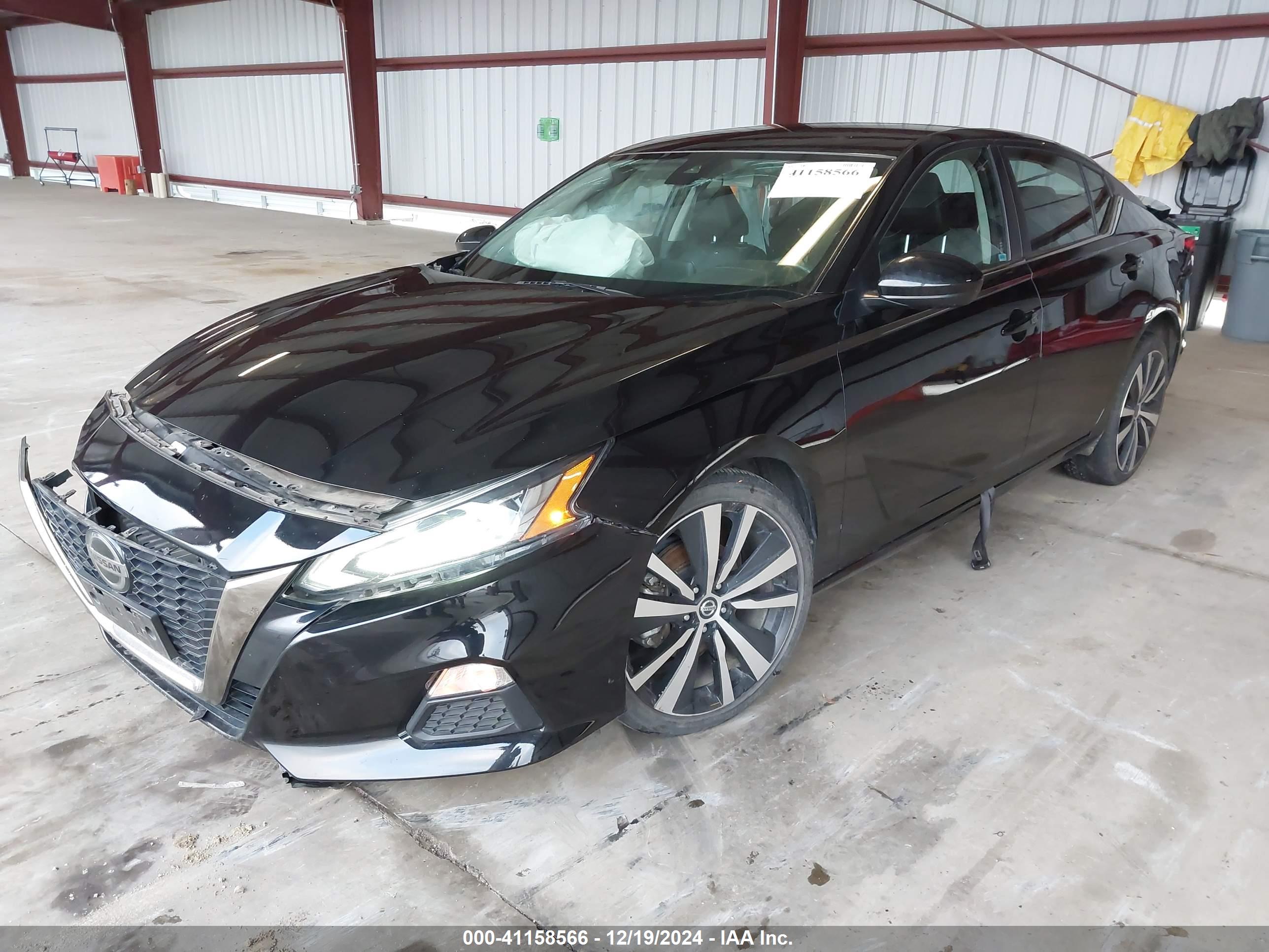 NISSAN ALTIMA image 2