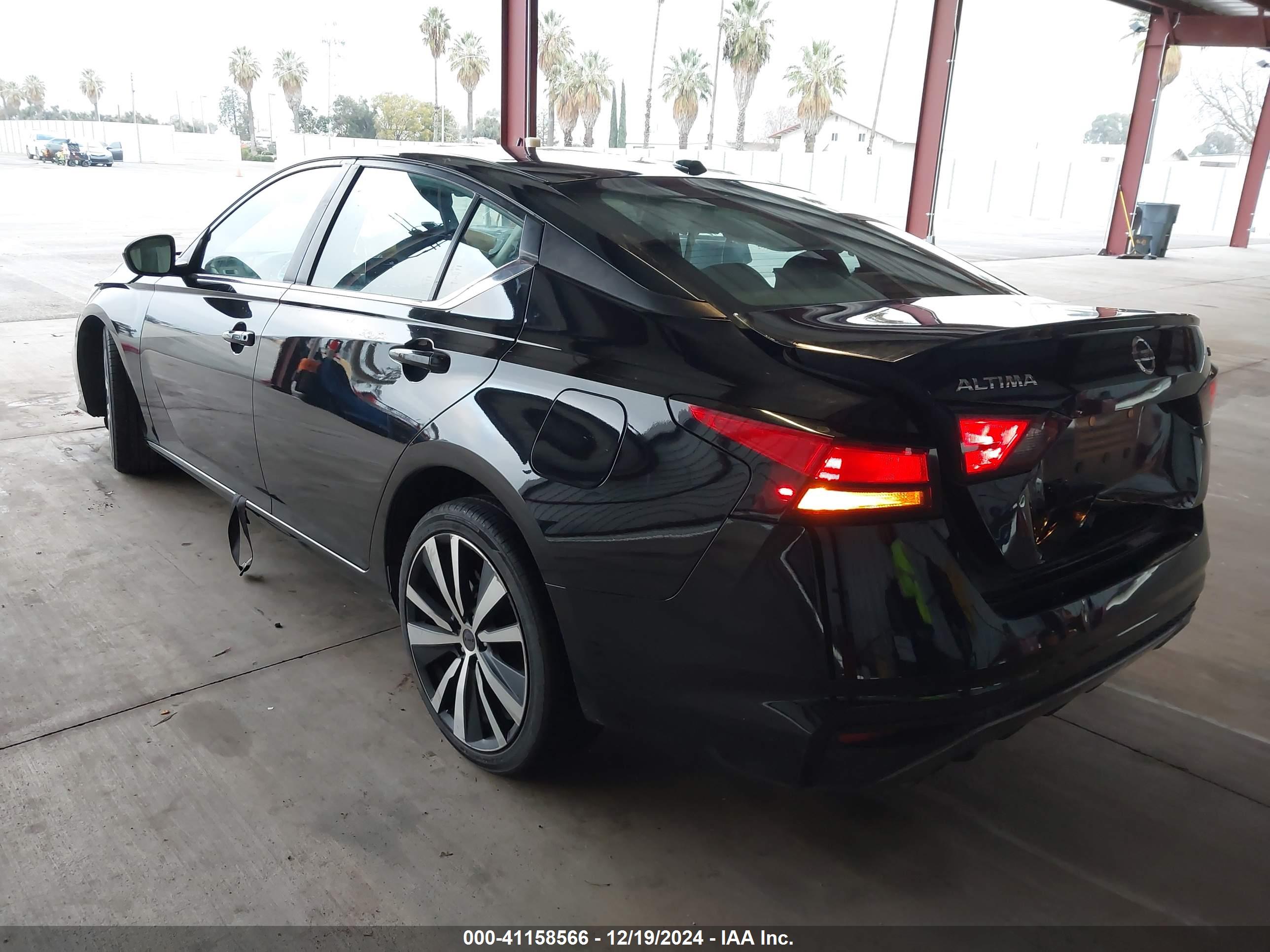 NISSAN ALTIMA image 3