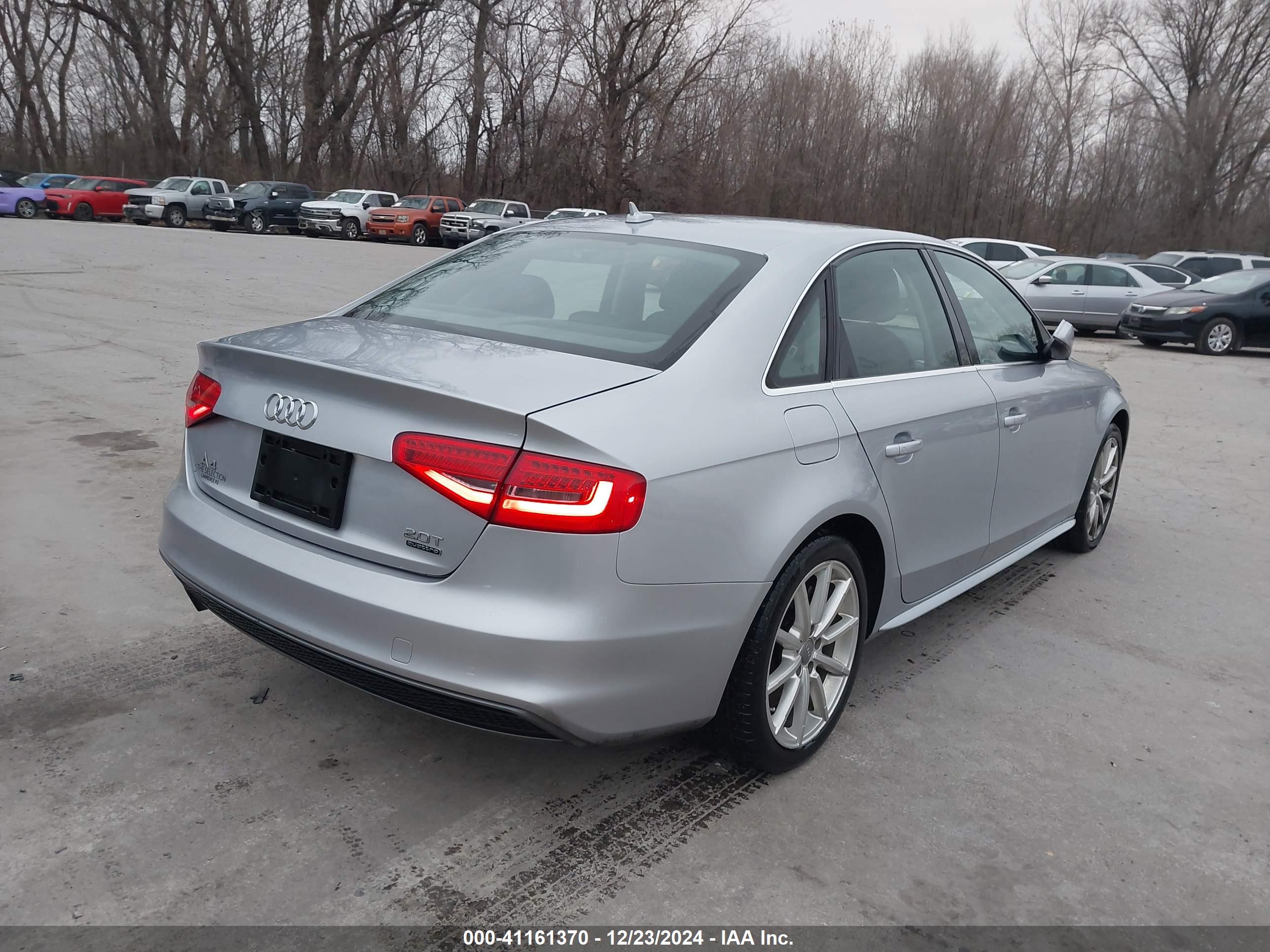 AUDI A4 image 4