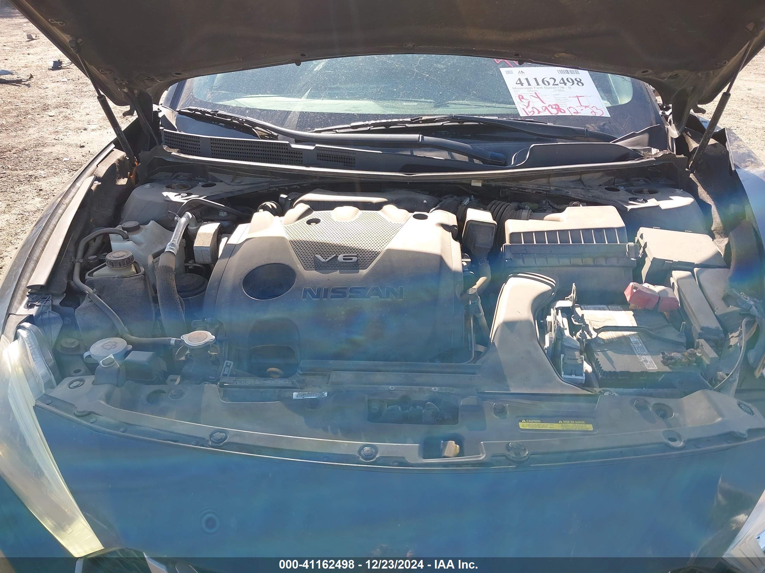 NISSAN MAXIMA image 10