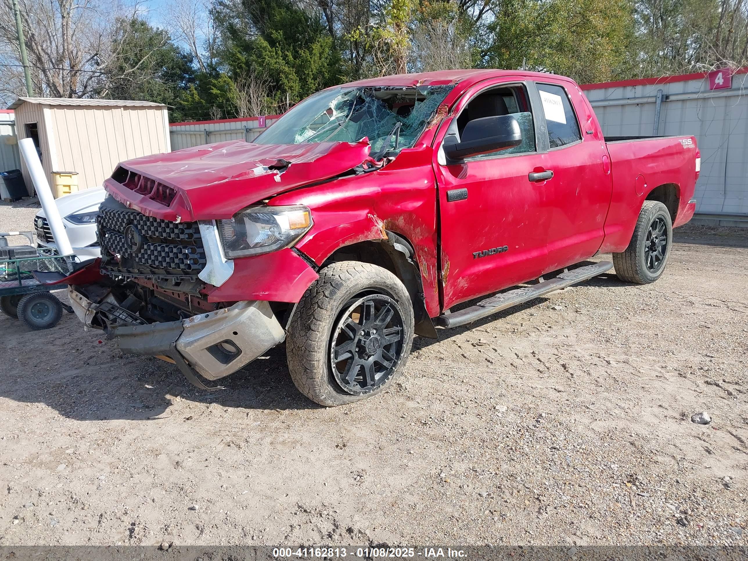 TOYOTA TUNDRA image 2
