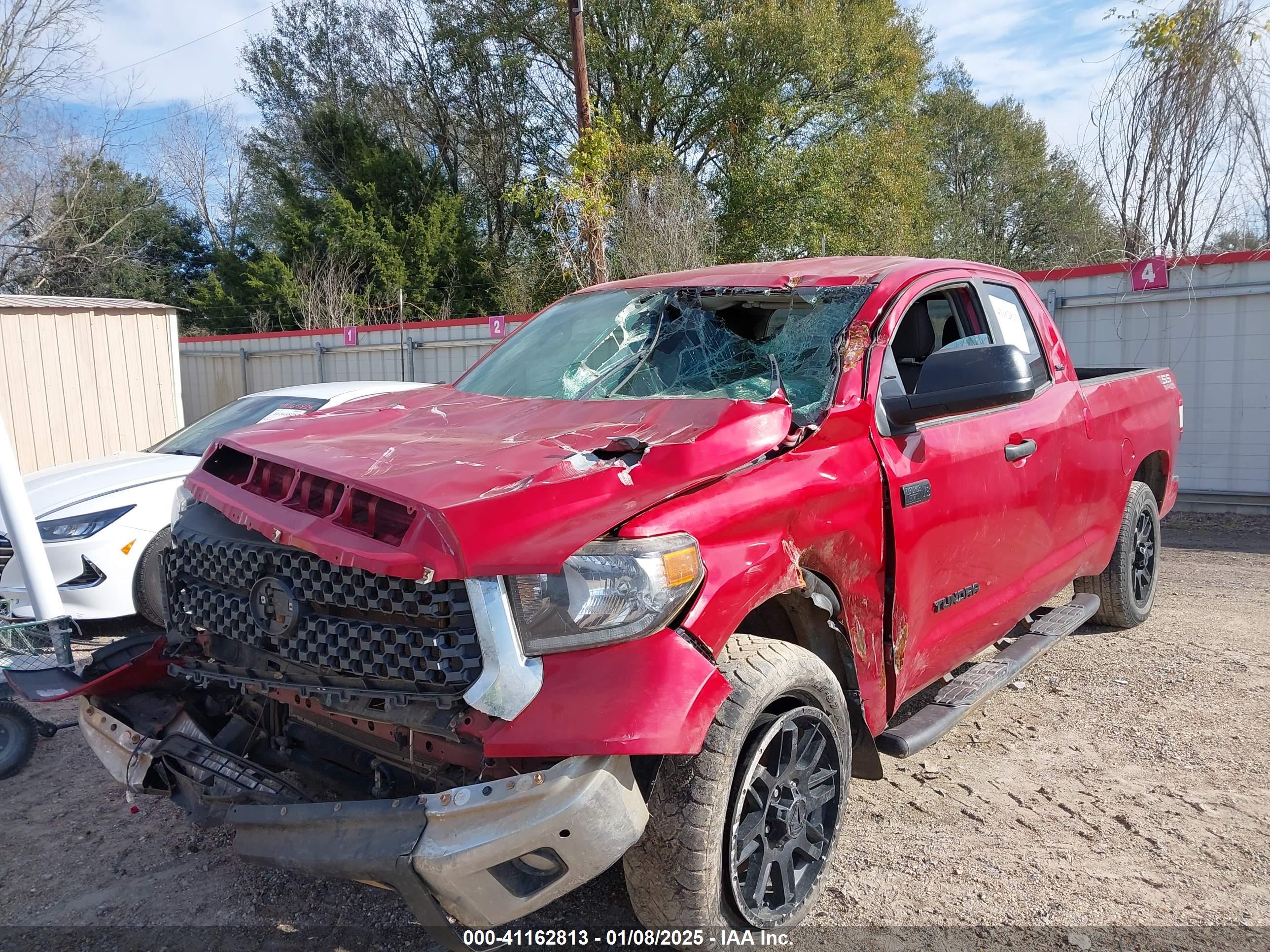 TOYOTA TUNDRA image 6