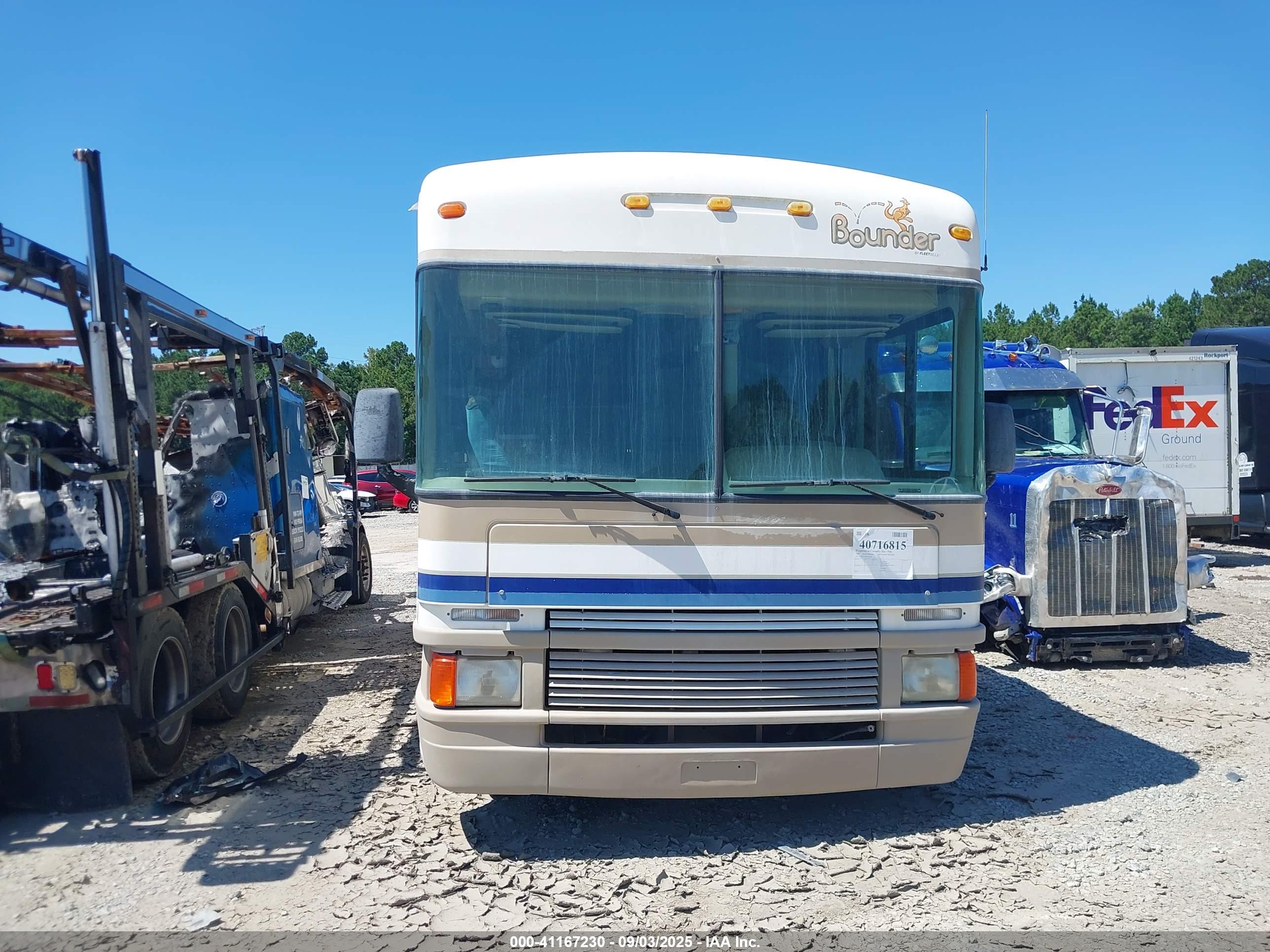 FLEETWOOD BOUNDER image 6
