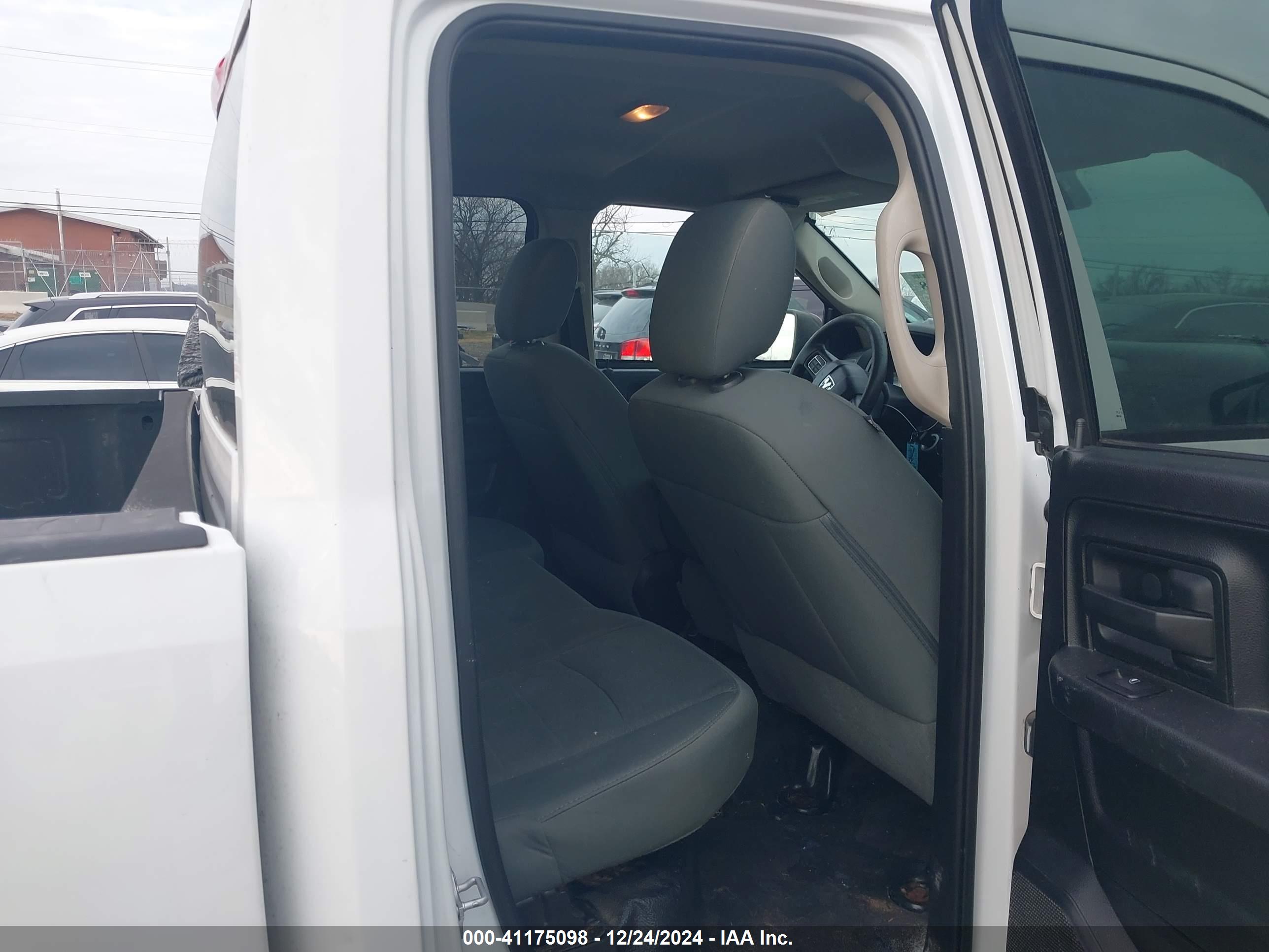 RAM 1500 image 8