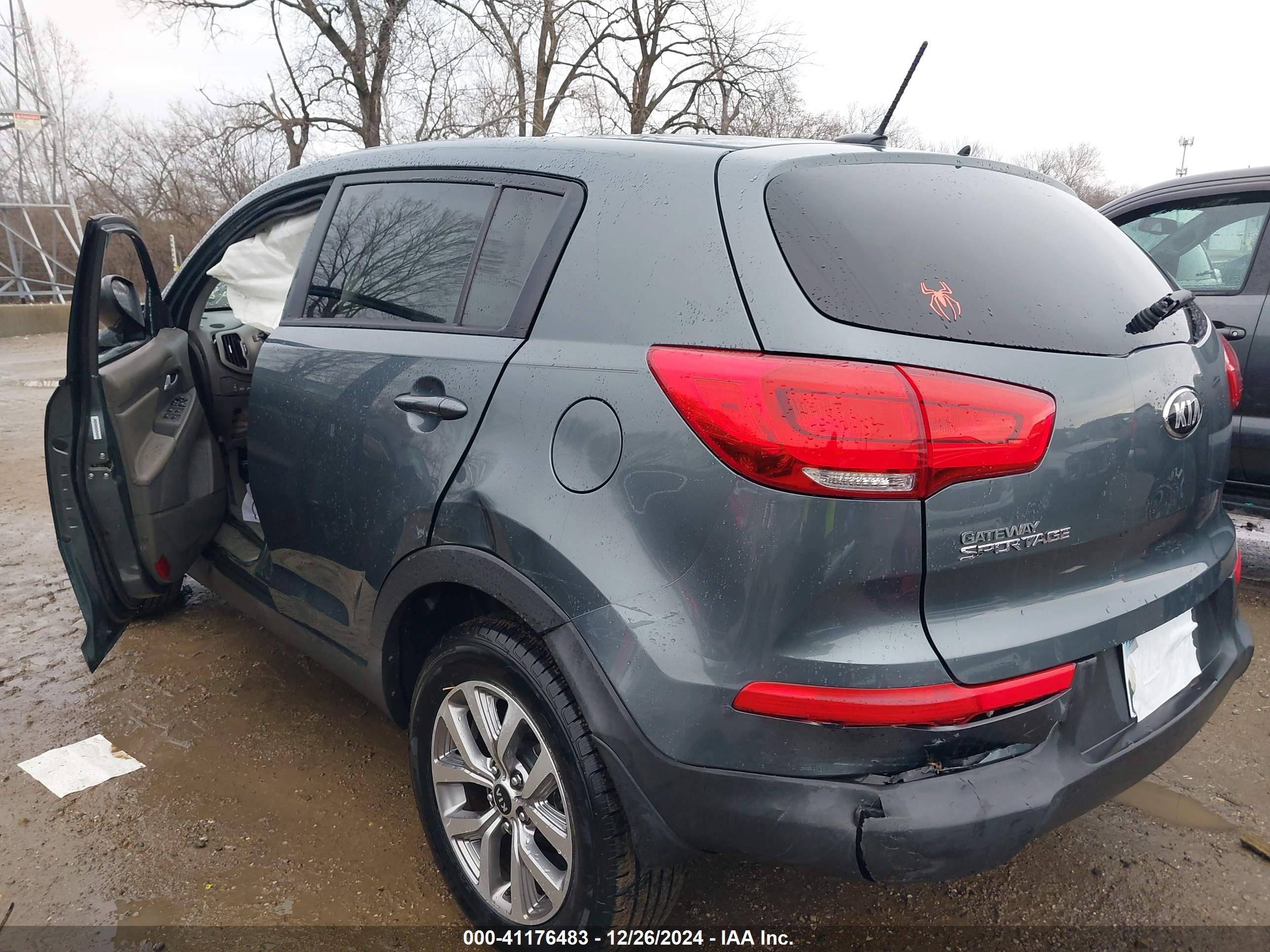 KIA SPORTAGE image 3