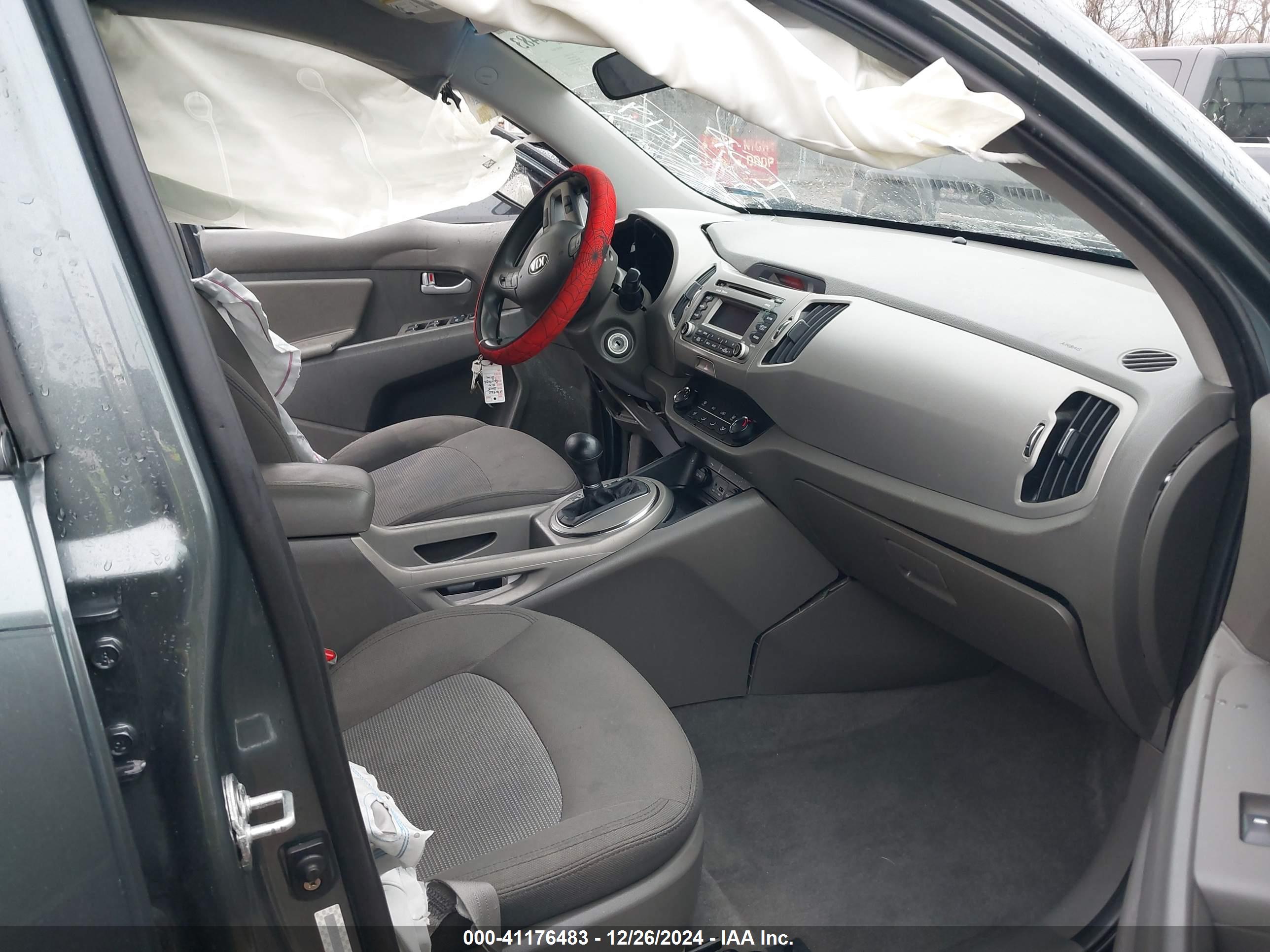 KIA SPORTAGE image 5